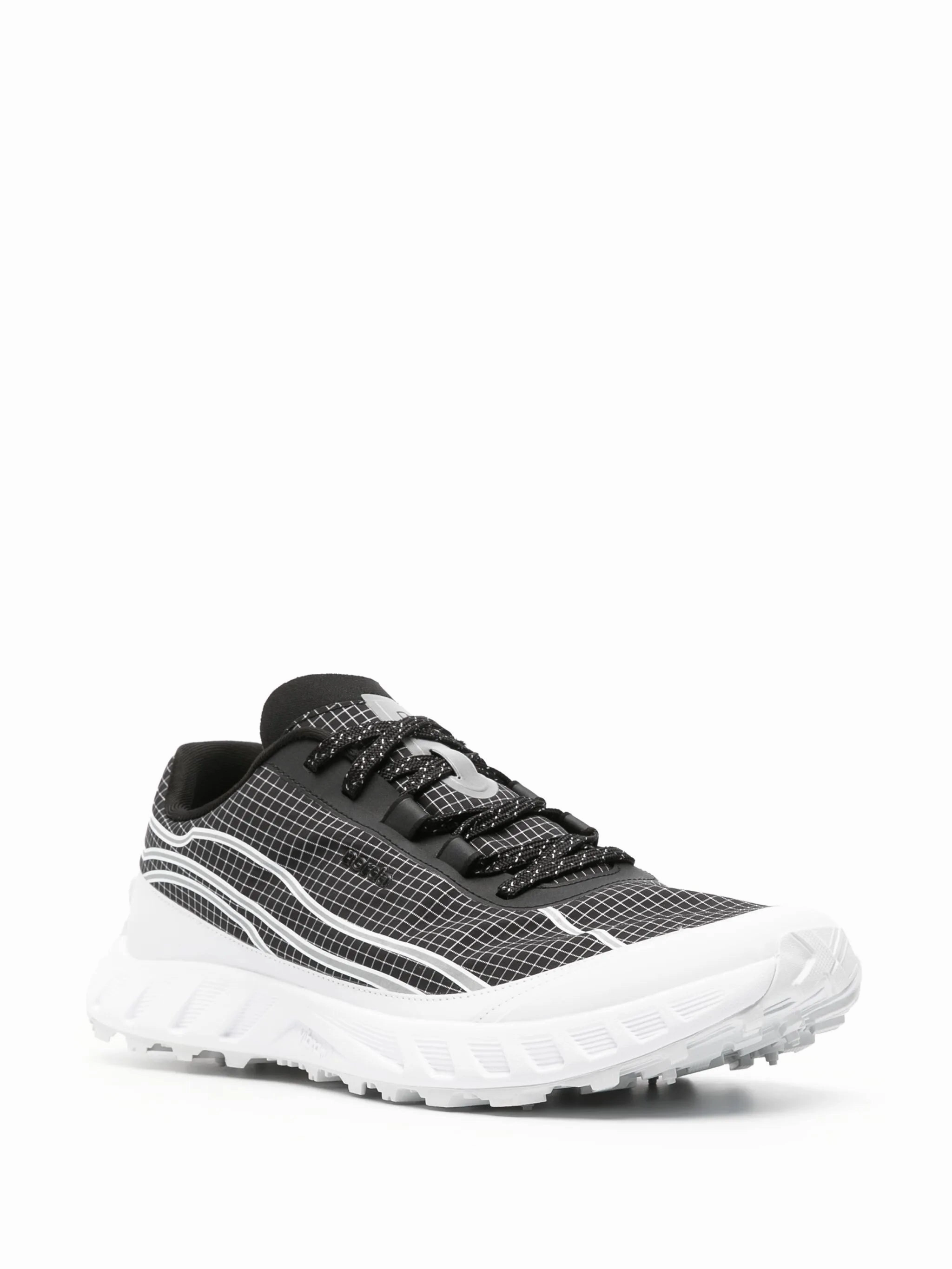 002 Trail lace-up sneakers Trail Running Shoes Toe Room