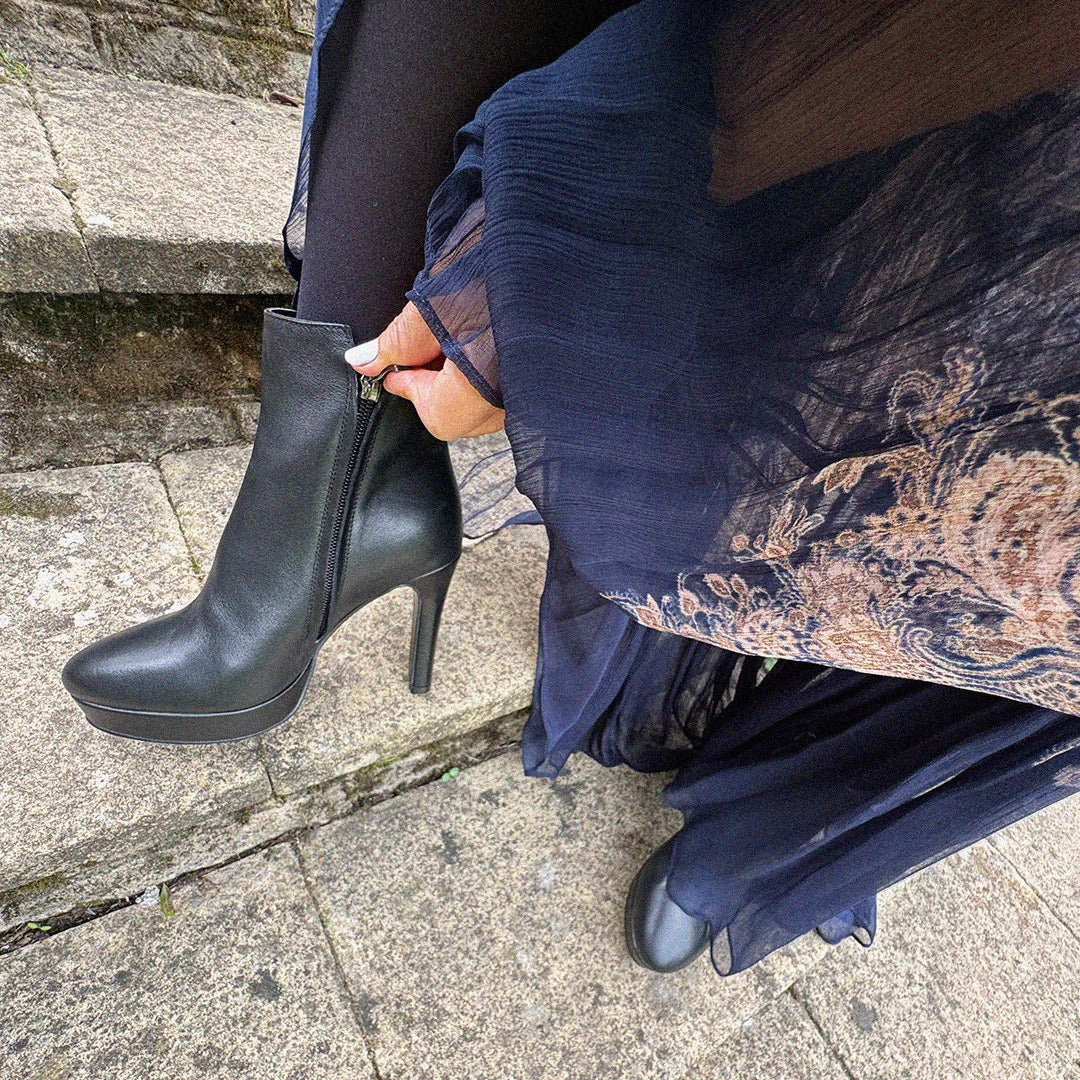 Women Winter Ankle Boots *CLAIRE - leather platform ankle boots