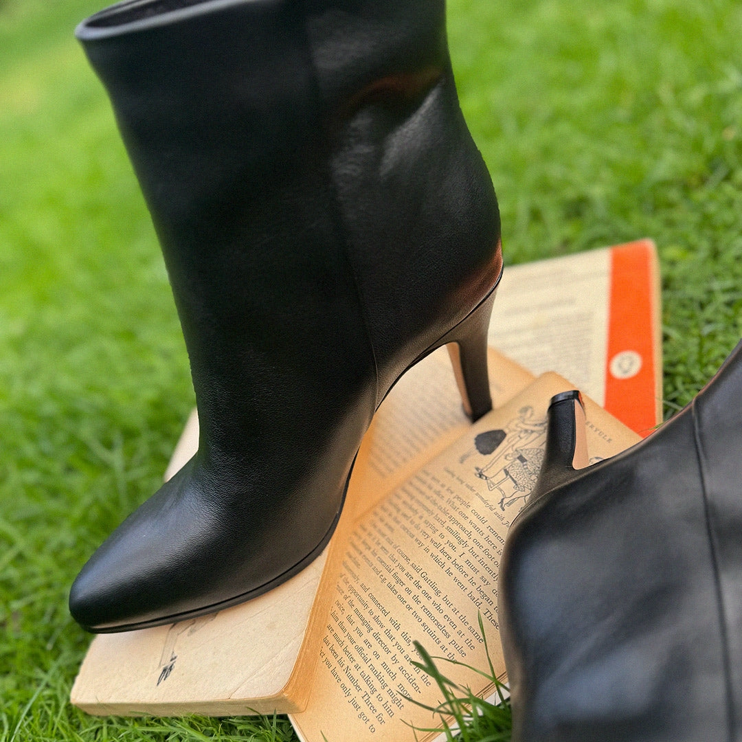 Leather Block Ankle Boots *TANYA - black leather ankle boots