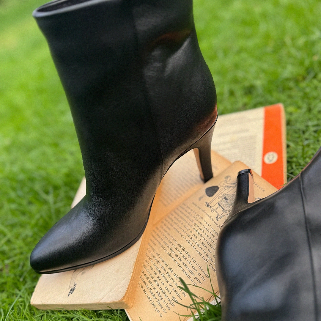 Leather Block Heeled Ankle Boots *TANYA - black leather ankle boots