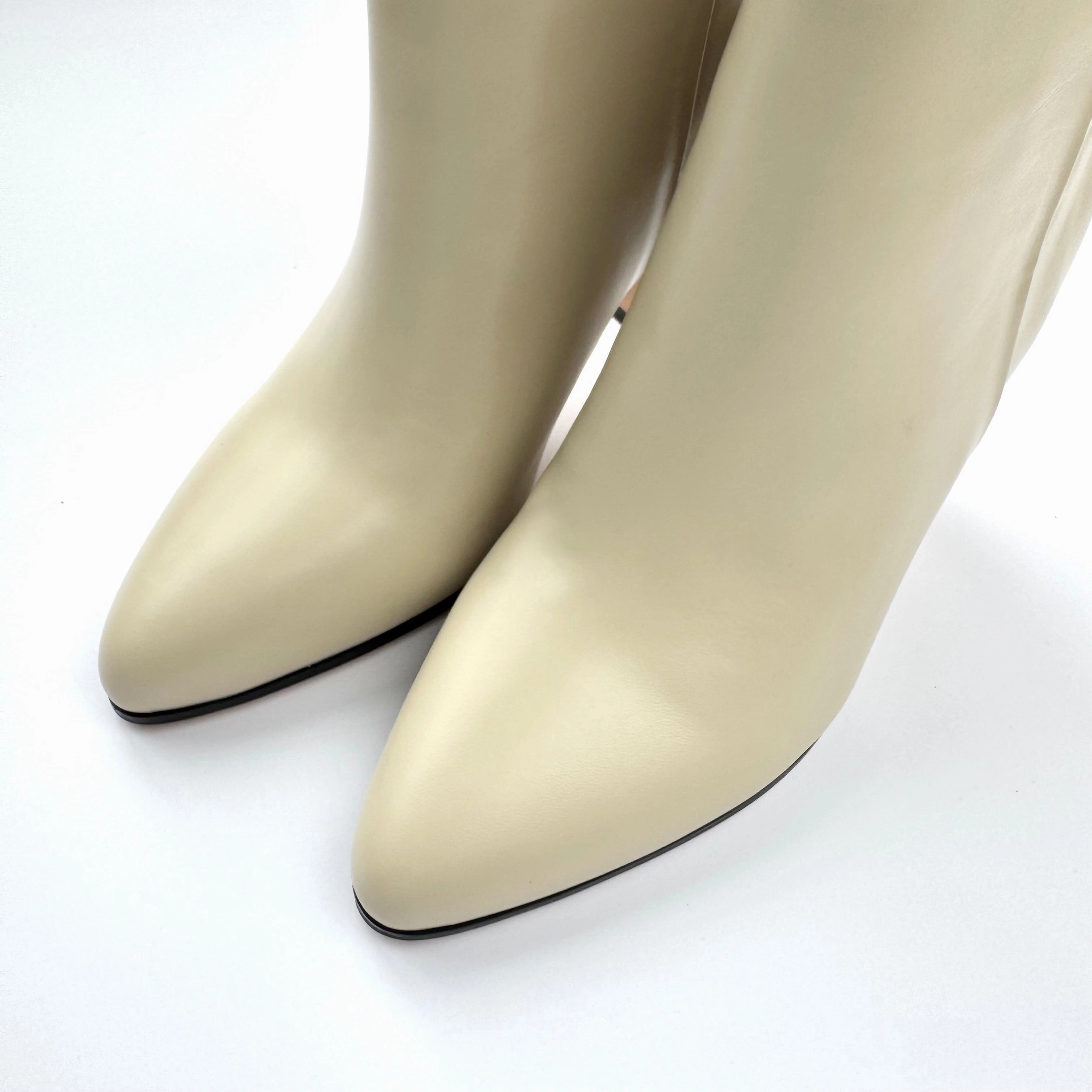 Most Comfortable Ankle Boots For Walking All Day *TANYA - ivory leather ankle boots