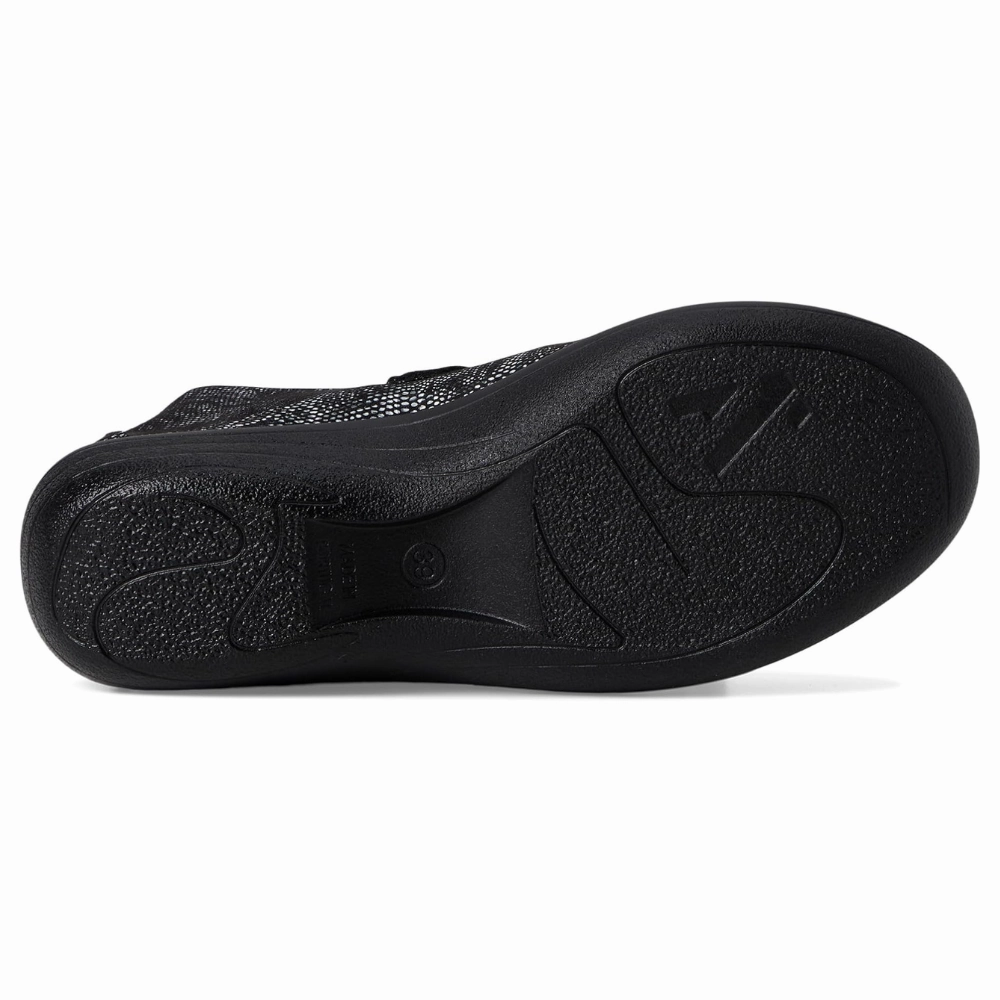 Arcopedico Estrela Black Palm Mary Jane (Women's) Low Heel Mary Jane Dress Shoes