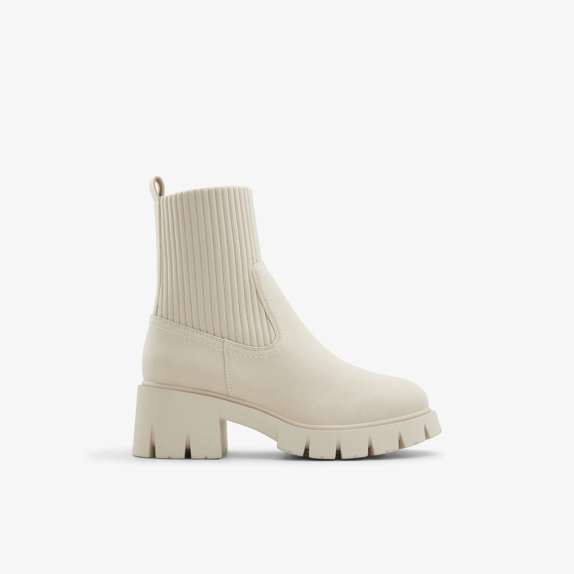 Suede Chelsea Boots Crepe Sole Ashanti