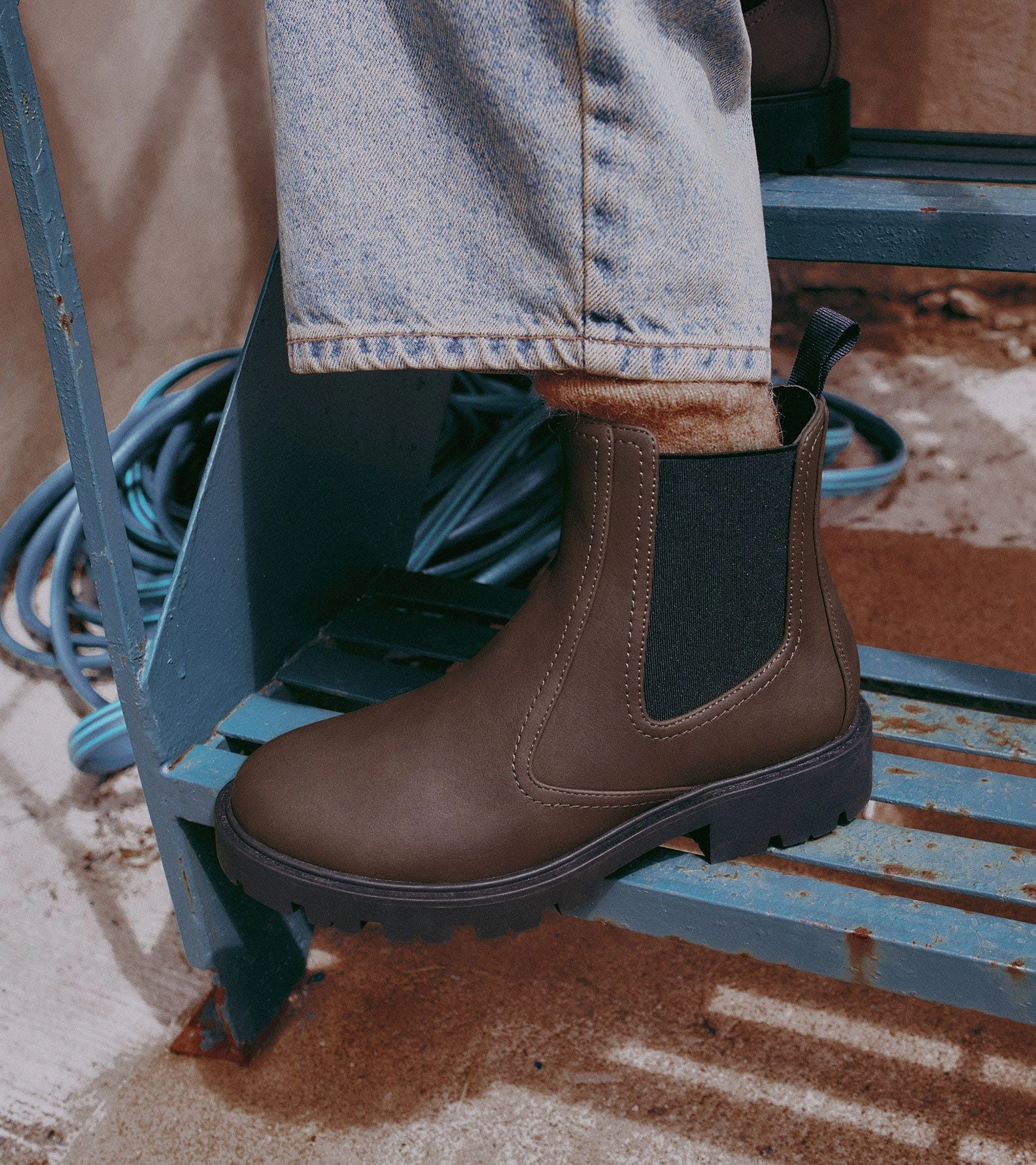 Dirty Laundry Montana Chelsea Boots Ashtynn