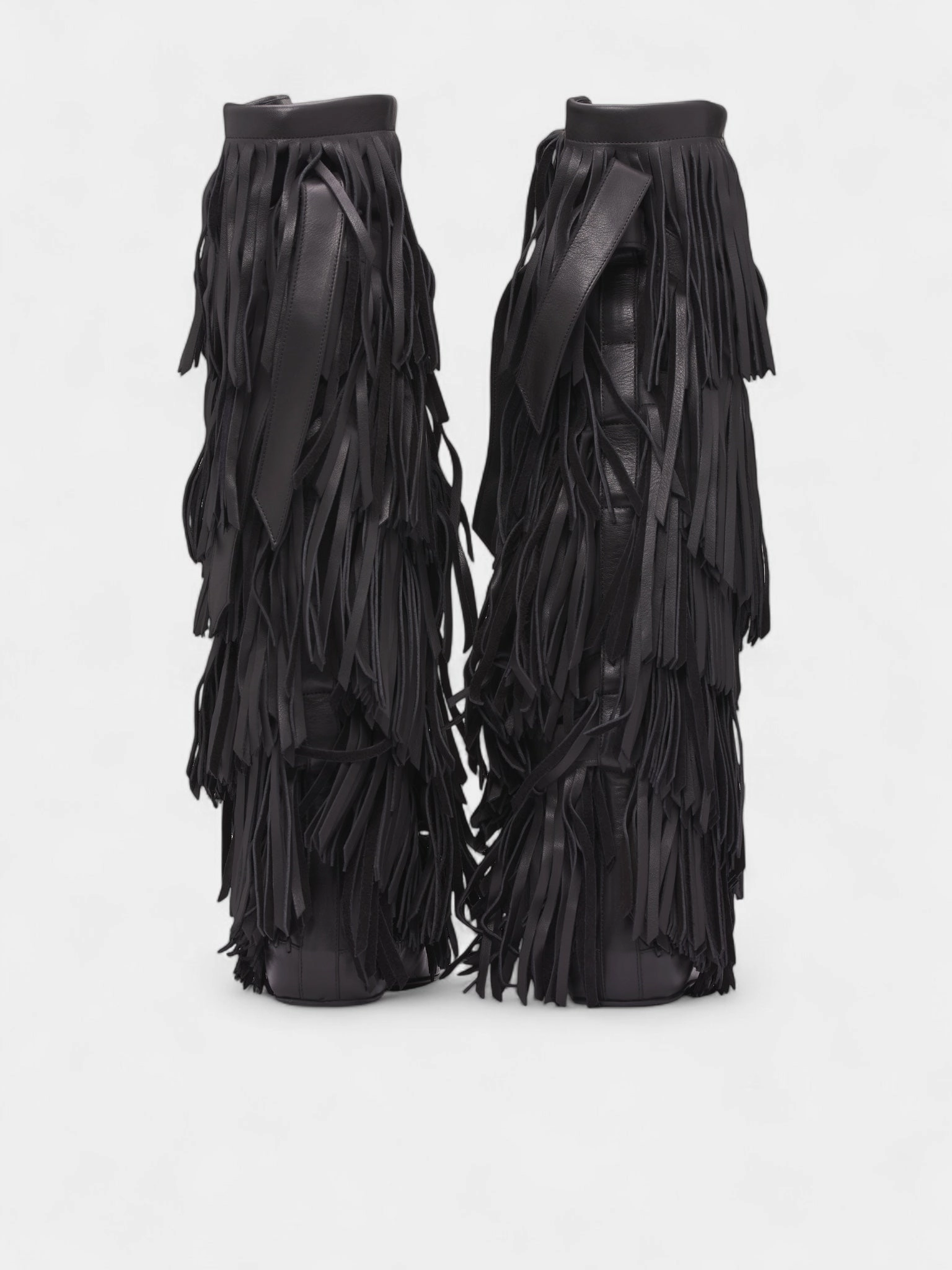 Black Aala Soft Fringe Boots (B0013364-LT170-BLACK) Bruno Magli Chelsea Boots