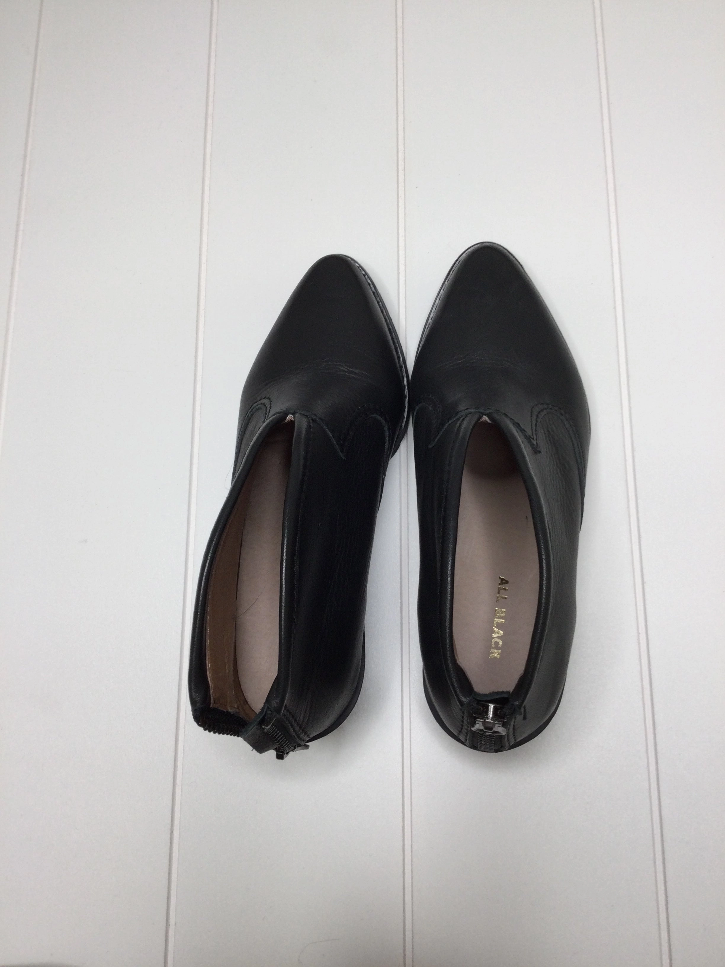 Lace Up Ankle Boots Wide Fit Boots Ankle Heels By All Black Size: 5