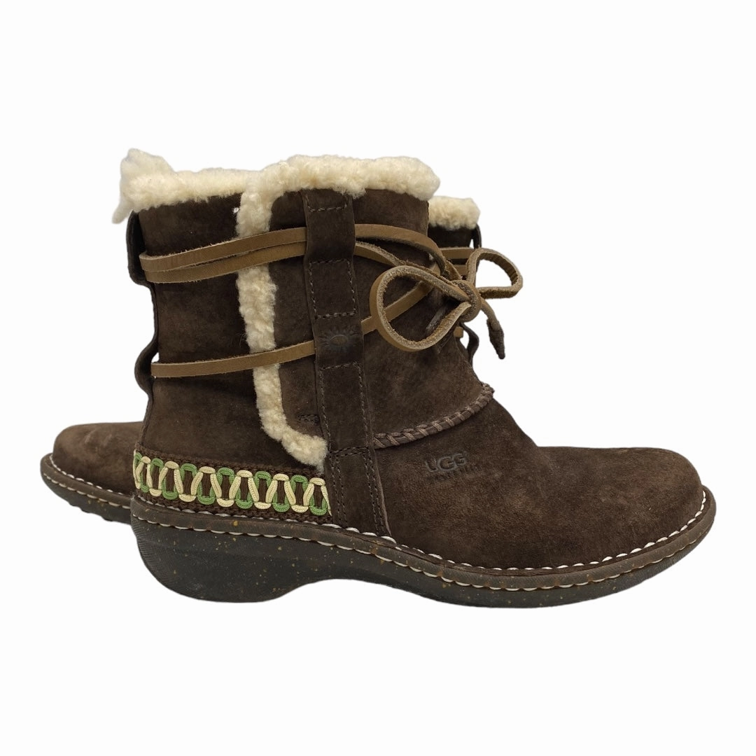 Boots Ankle Flats By Ugg  Size: 6 American Rag Cie Ankle Boots