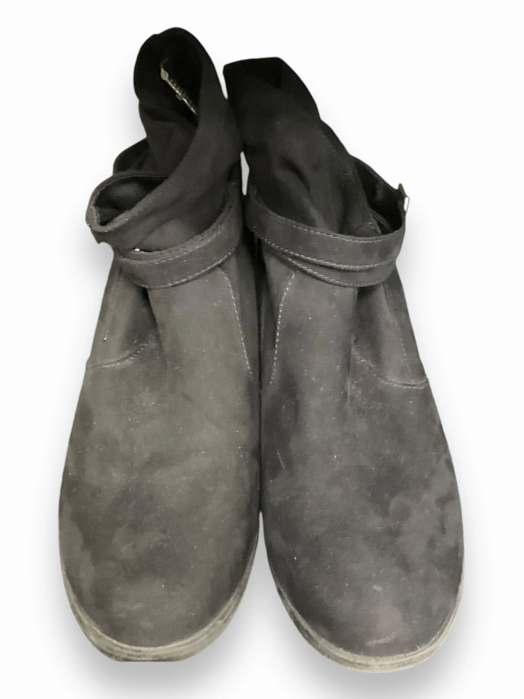 Top 10 Ankle Boots Boots Ankle Heels By American Eagle Shoes In Black, Size: 10