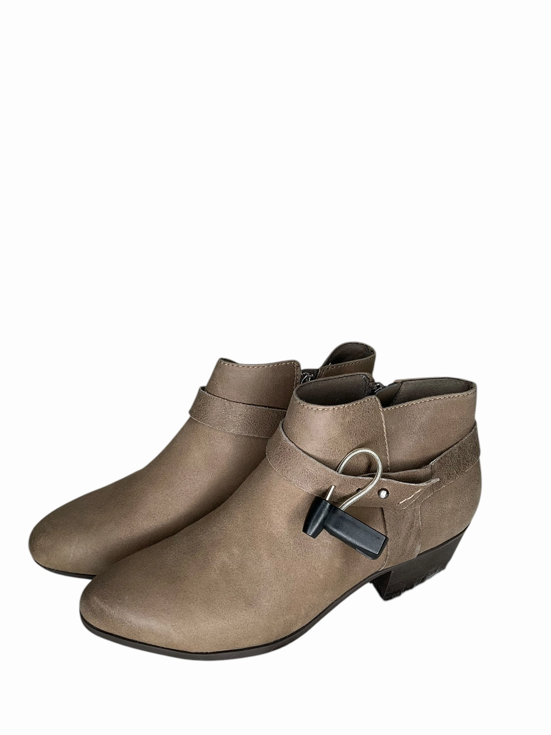 Gianni Bini Ankle Boots Boots Ankle Heels By Clarks In Beige, Size: 7.5