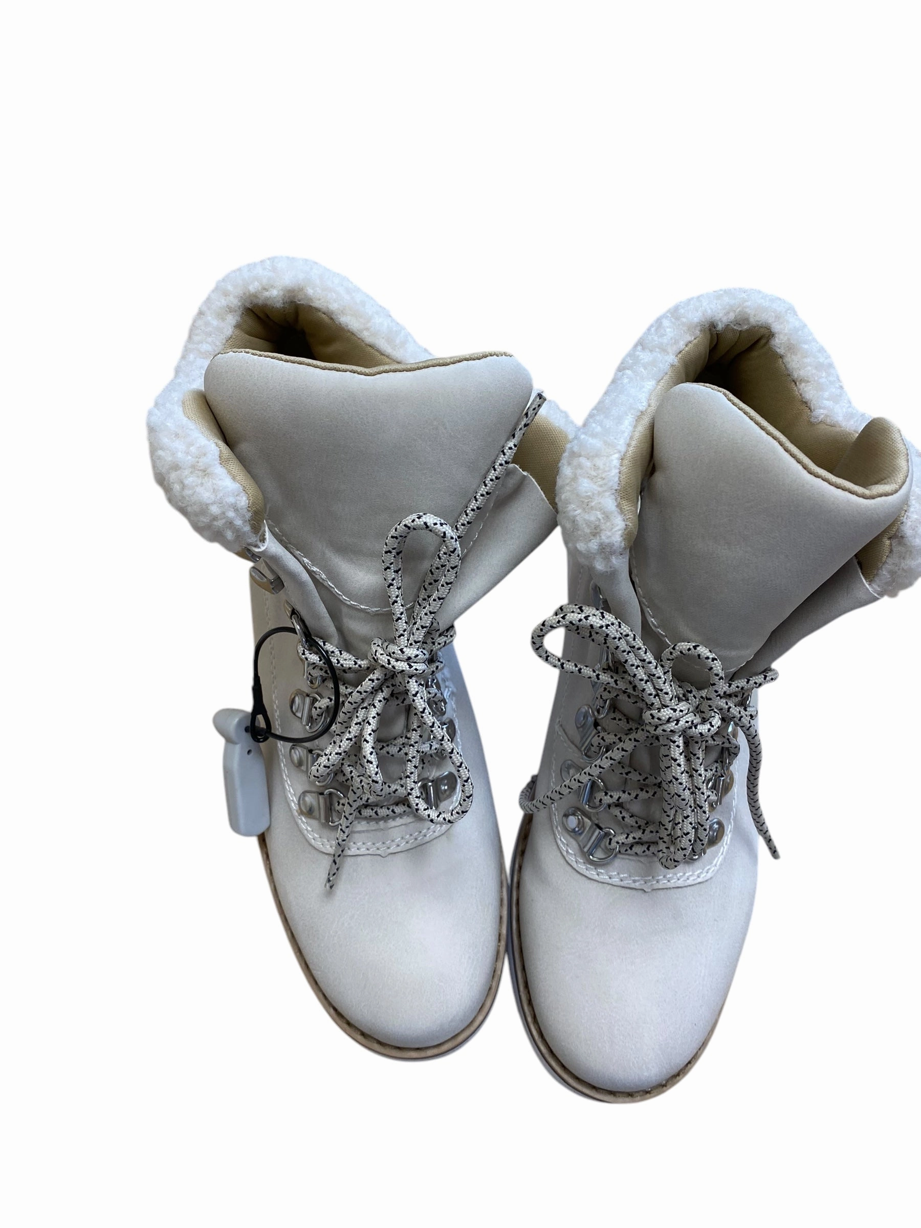 Ankle Boots With Hidden Wedge Boots Ankle Heels By Esprit In Cream, Size: 6.5