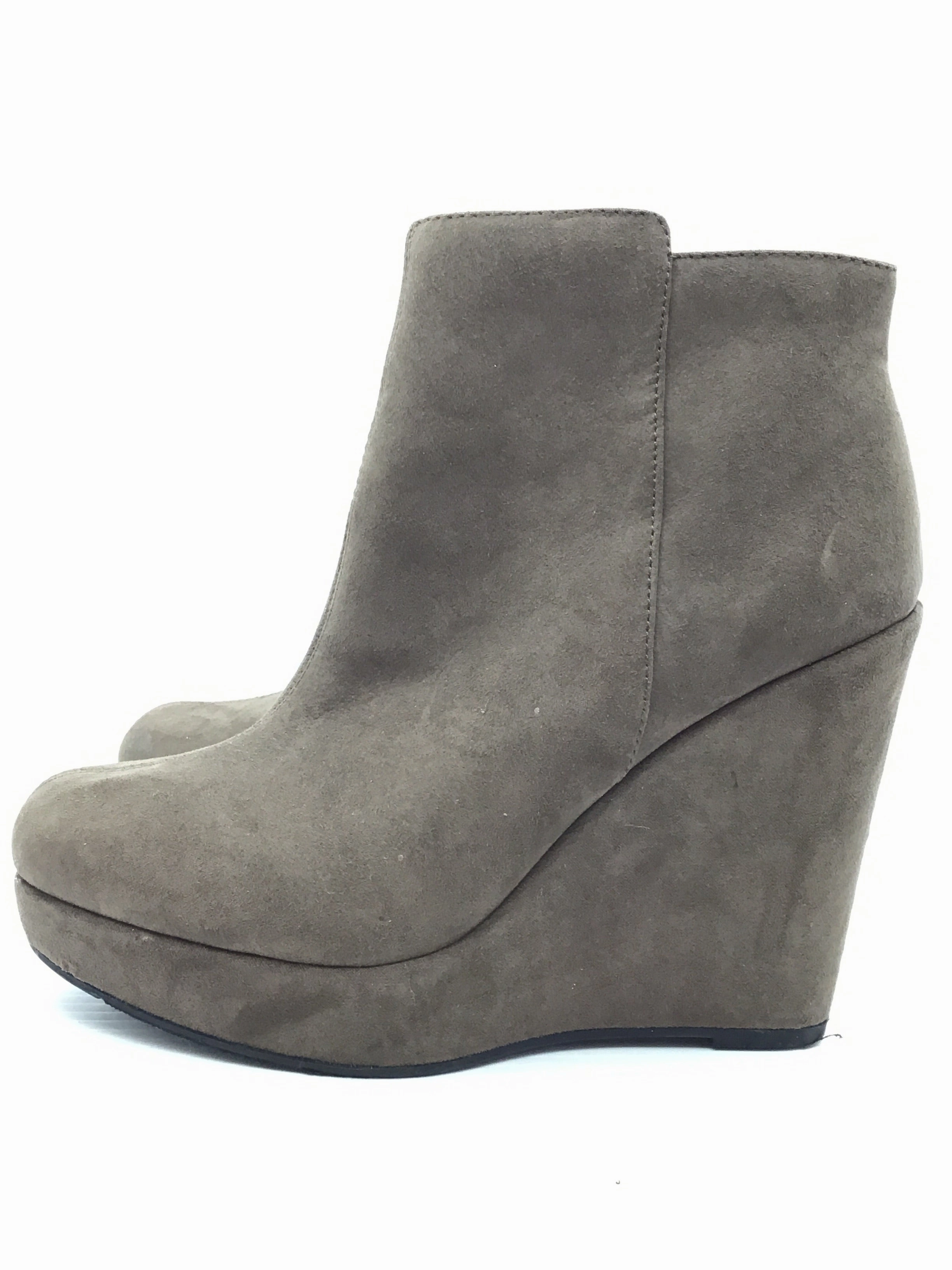 Leather Moccasin Ankle Boots Boots Ankle Heels By Forever 21  Size: 8