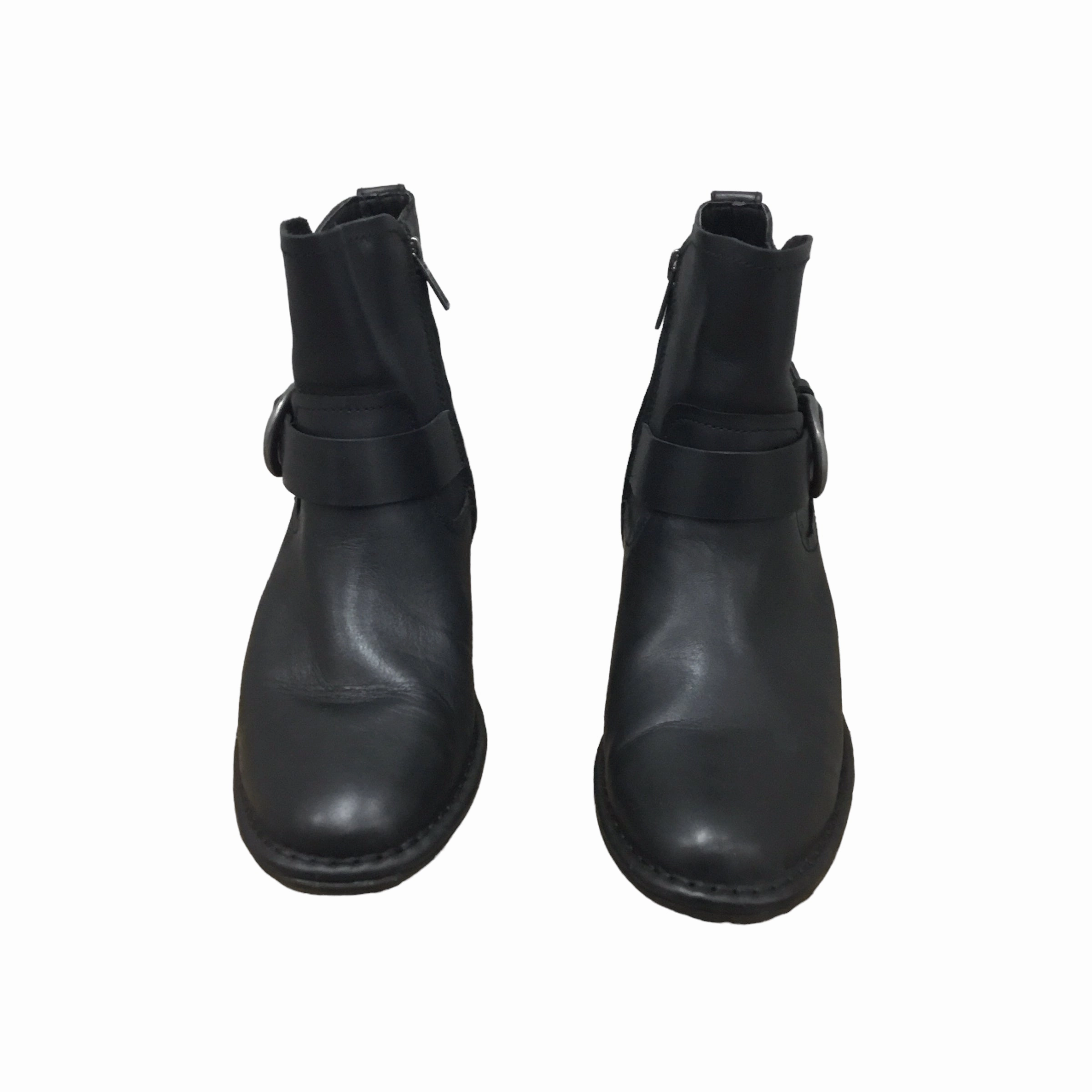 Earth Phoenix Ankle Boots Boots Ankle Heels By Ugg  Size: 7.5