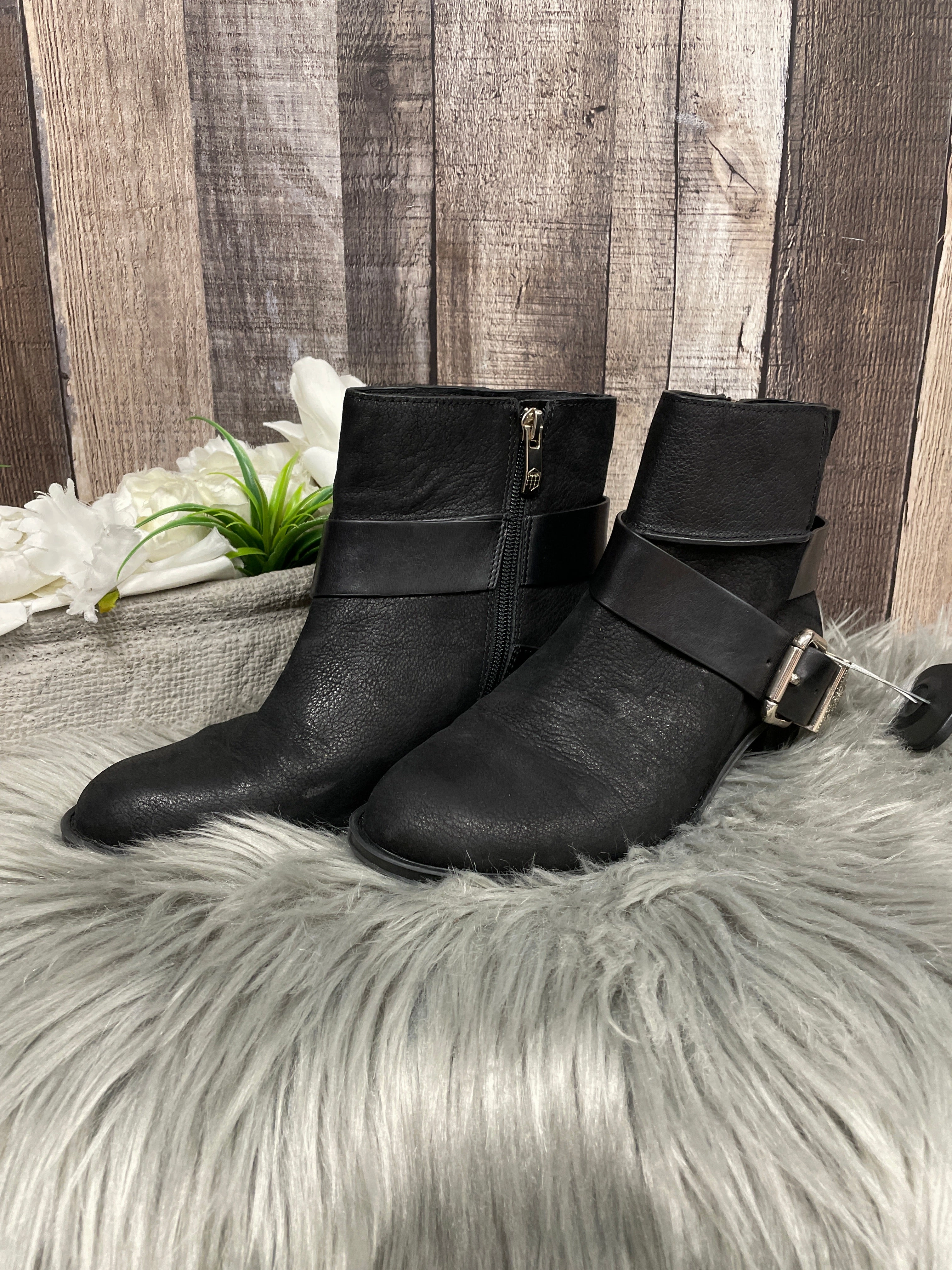 Boots Ankle Heels By Vince Camuto  Size: 6.5 Styling Heeled Ankle Boots