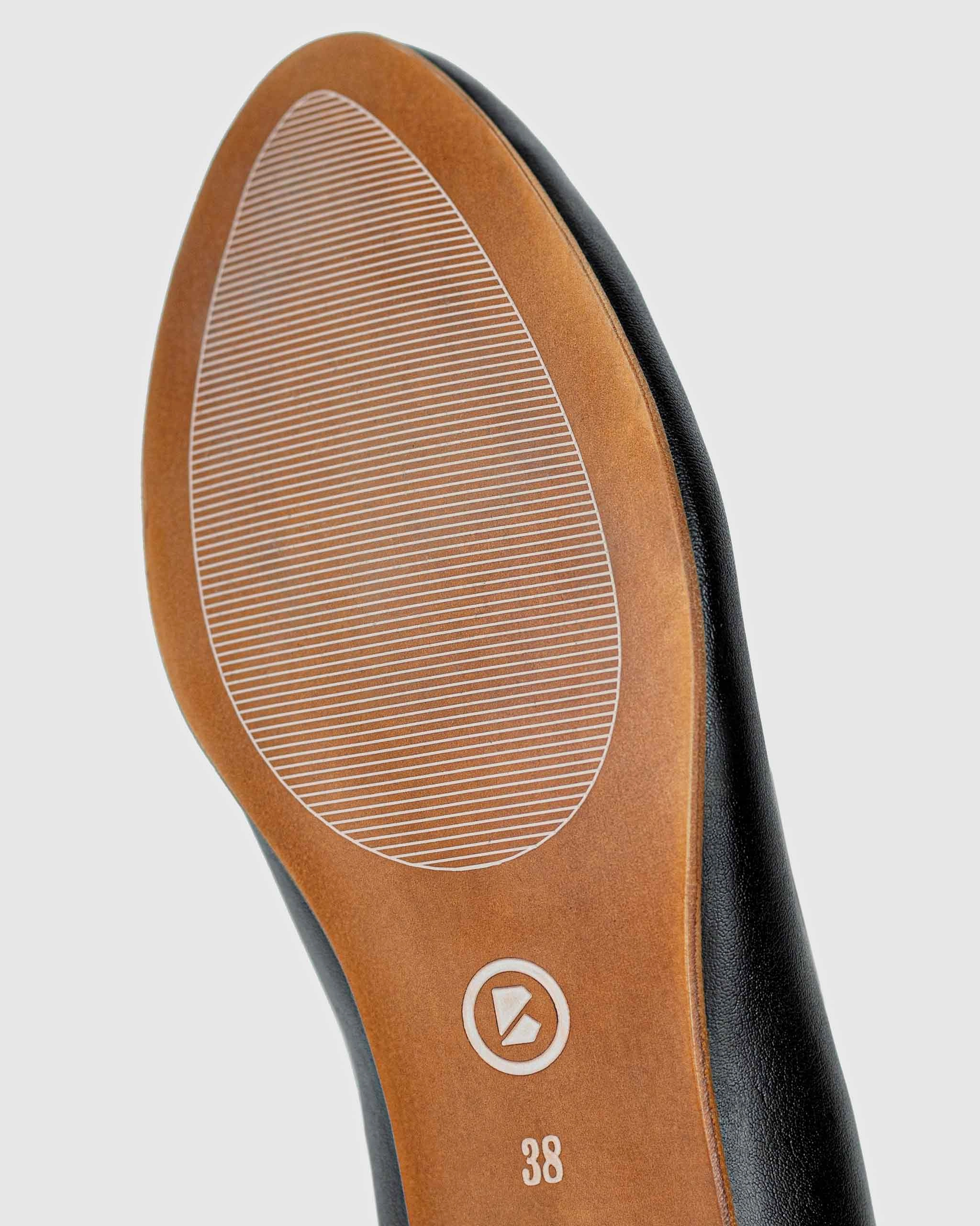 Pumps Black Nopal ballerinas made of cactus leather Dress Shoes For Overpronation And Flat Feet