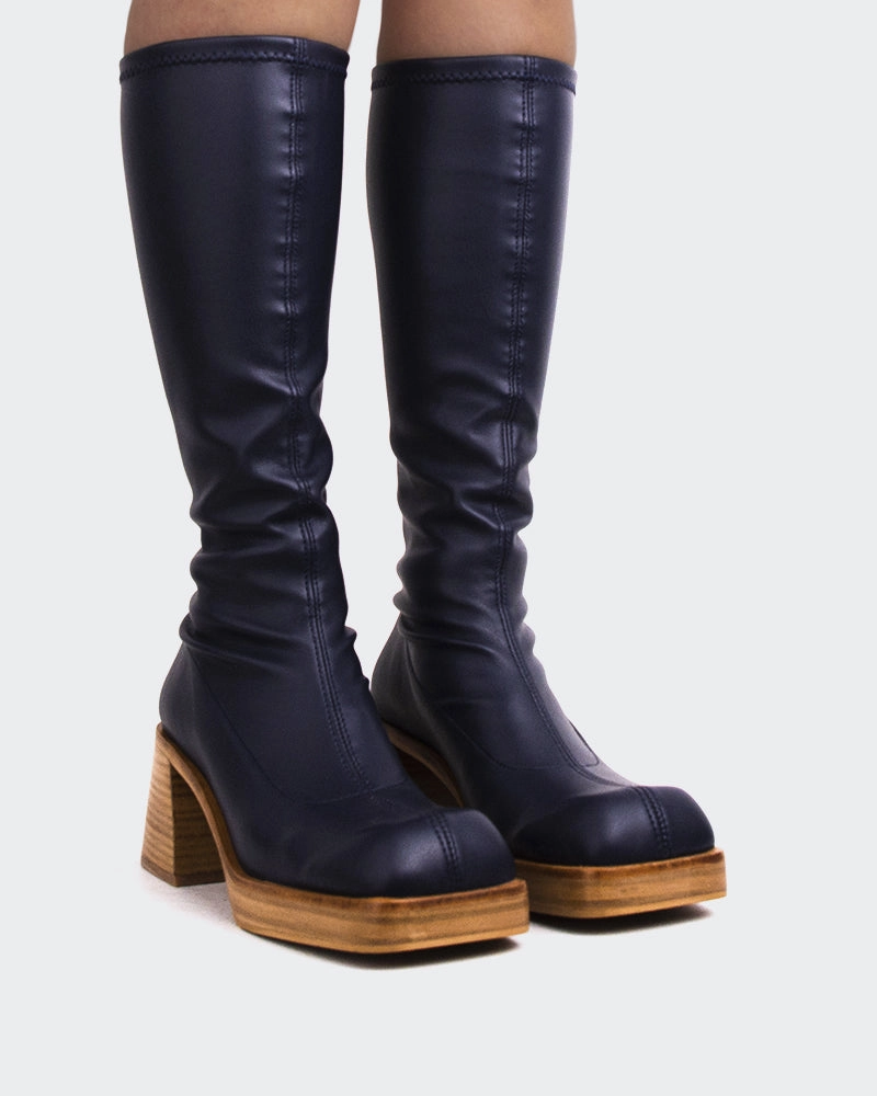 Bourne Navy Stretch Chelsea Boots With Tuxedo