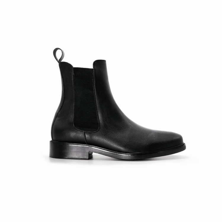 Country Road Chelsea Boots 'New Lover' classic chelsea boot in high-quality vegan leather by Brave Gentleman - black