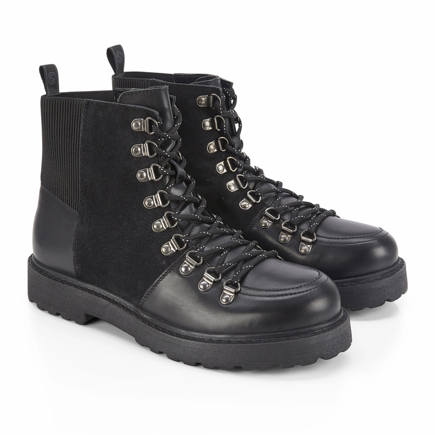 Cutest Hiking Boots Claridge Leather Lace up Boots - Black