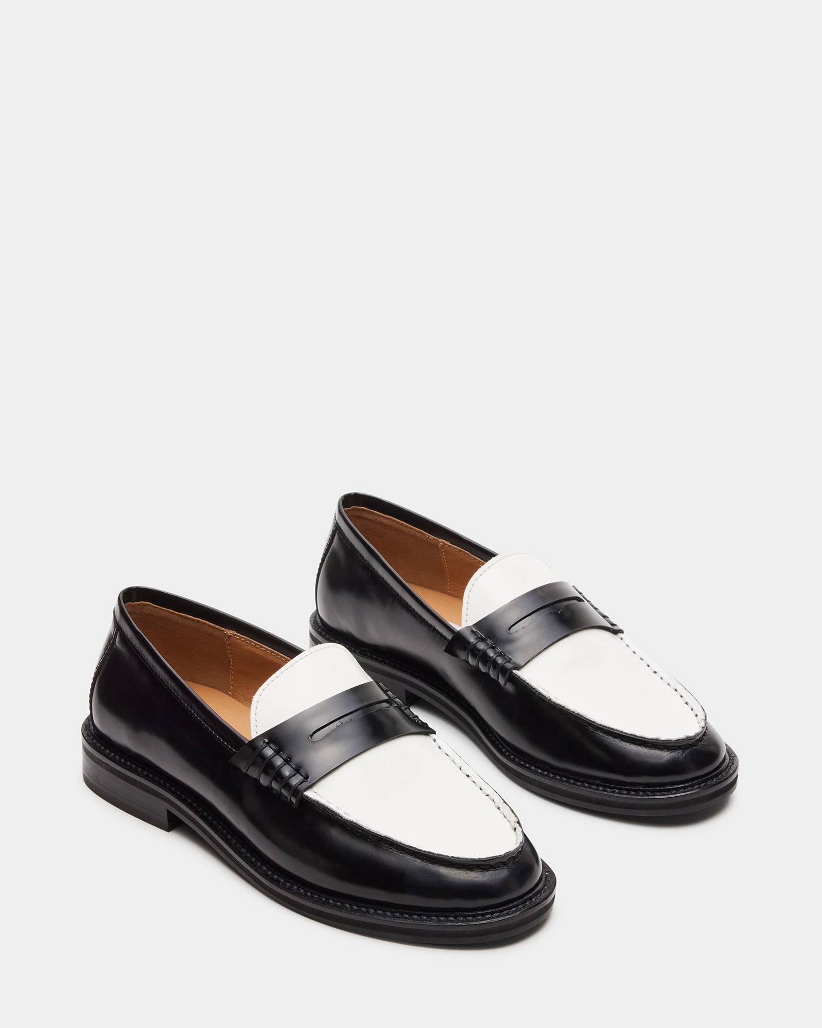 MADISON BLACK/WHITE LEATHER Loafers To Wear With Jeans