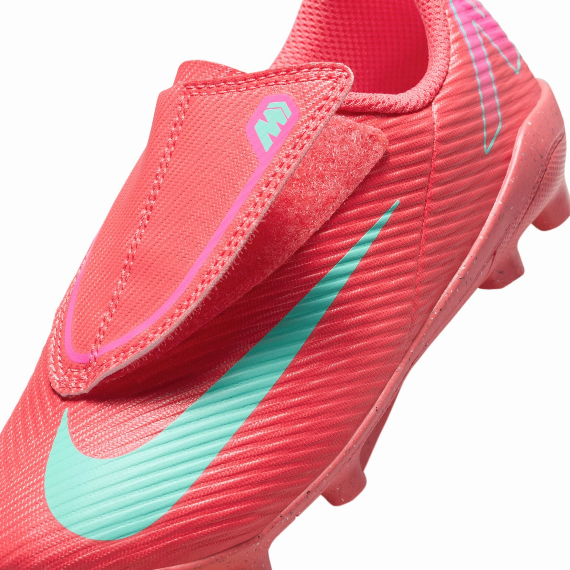 Maracana Soccer Nike Junior Mercurial Vapor 16 Club MG Multi Ground PS (V) Soccer Shoes- Ember Glow/Aurora Green