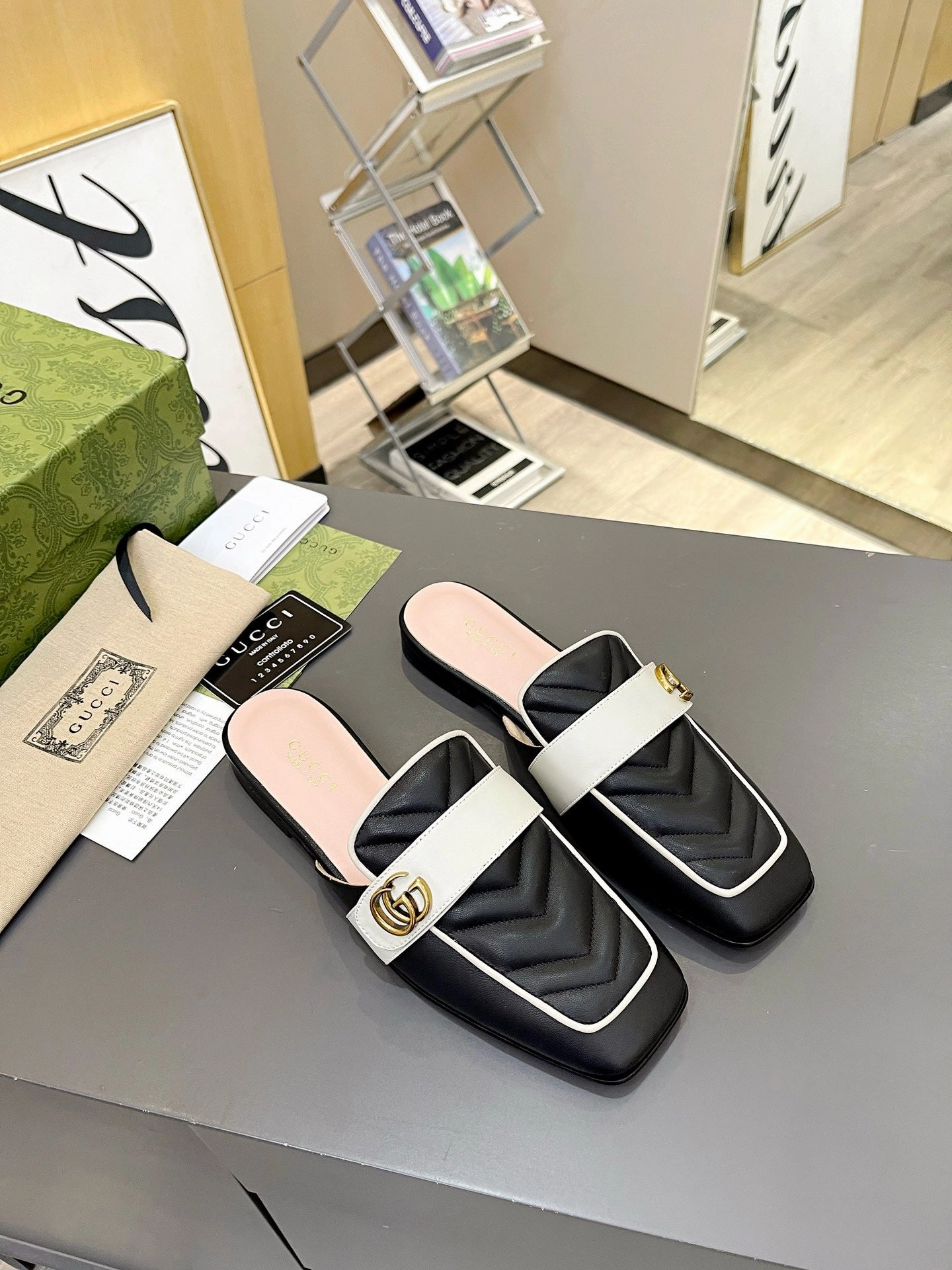 SE1679 Gucci Women's Princetown Slipper / Size5-11