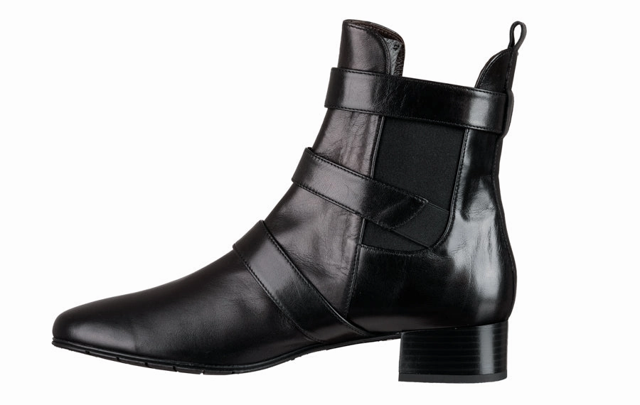 Studded Cut Out Ankle Boots Br Catch