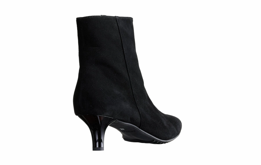 Br Storm Black Brocade Ankle Boots