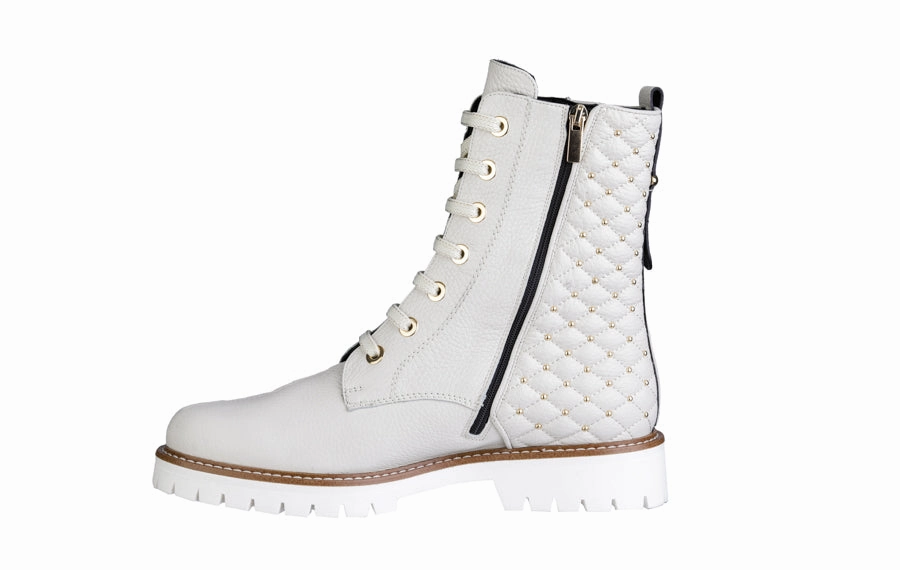 Eva Omg White Women Suede Ankle Boots