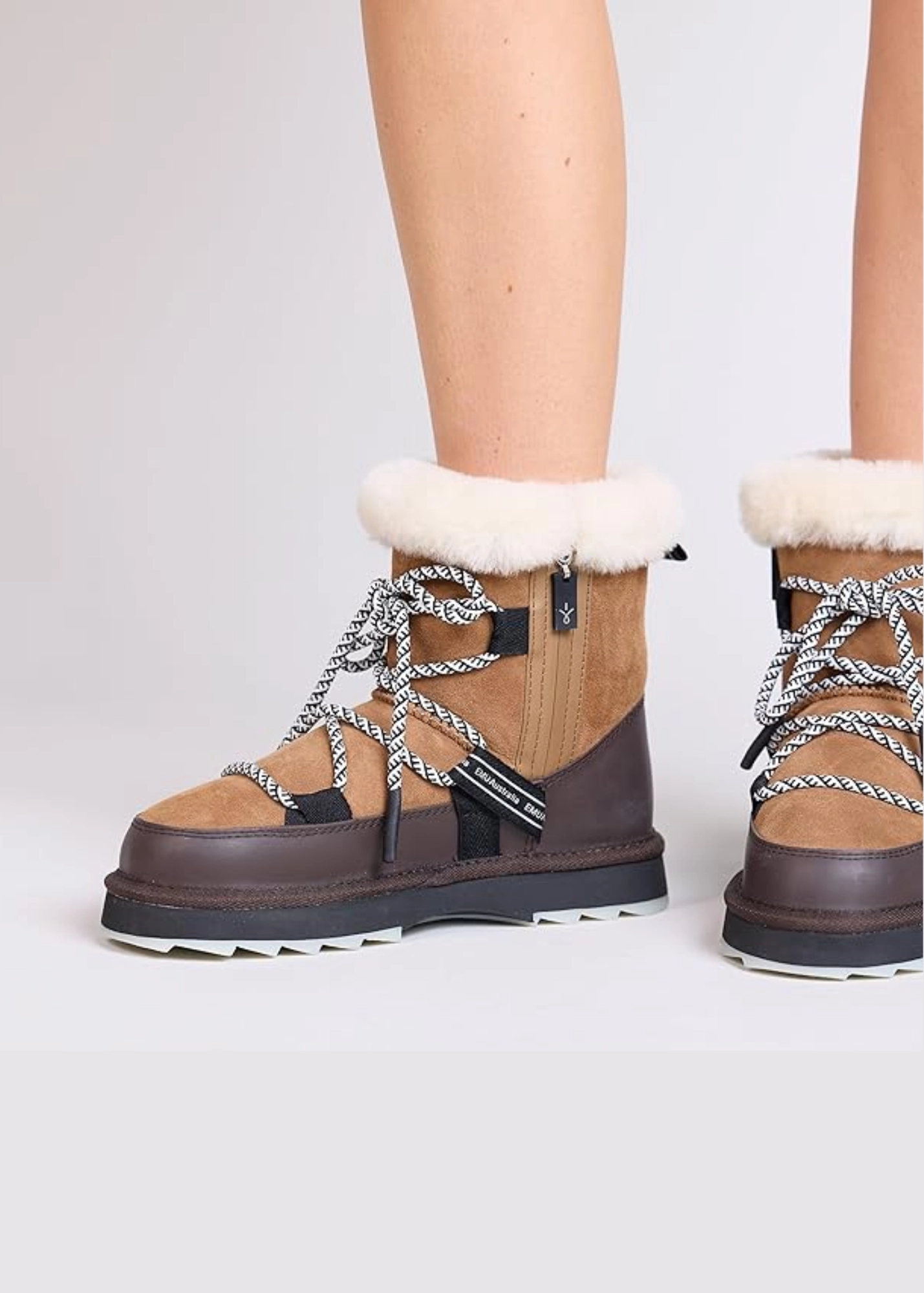 Hiking Boots Reviews EMU Australia Blurred Boot