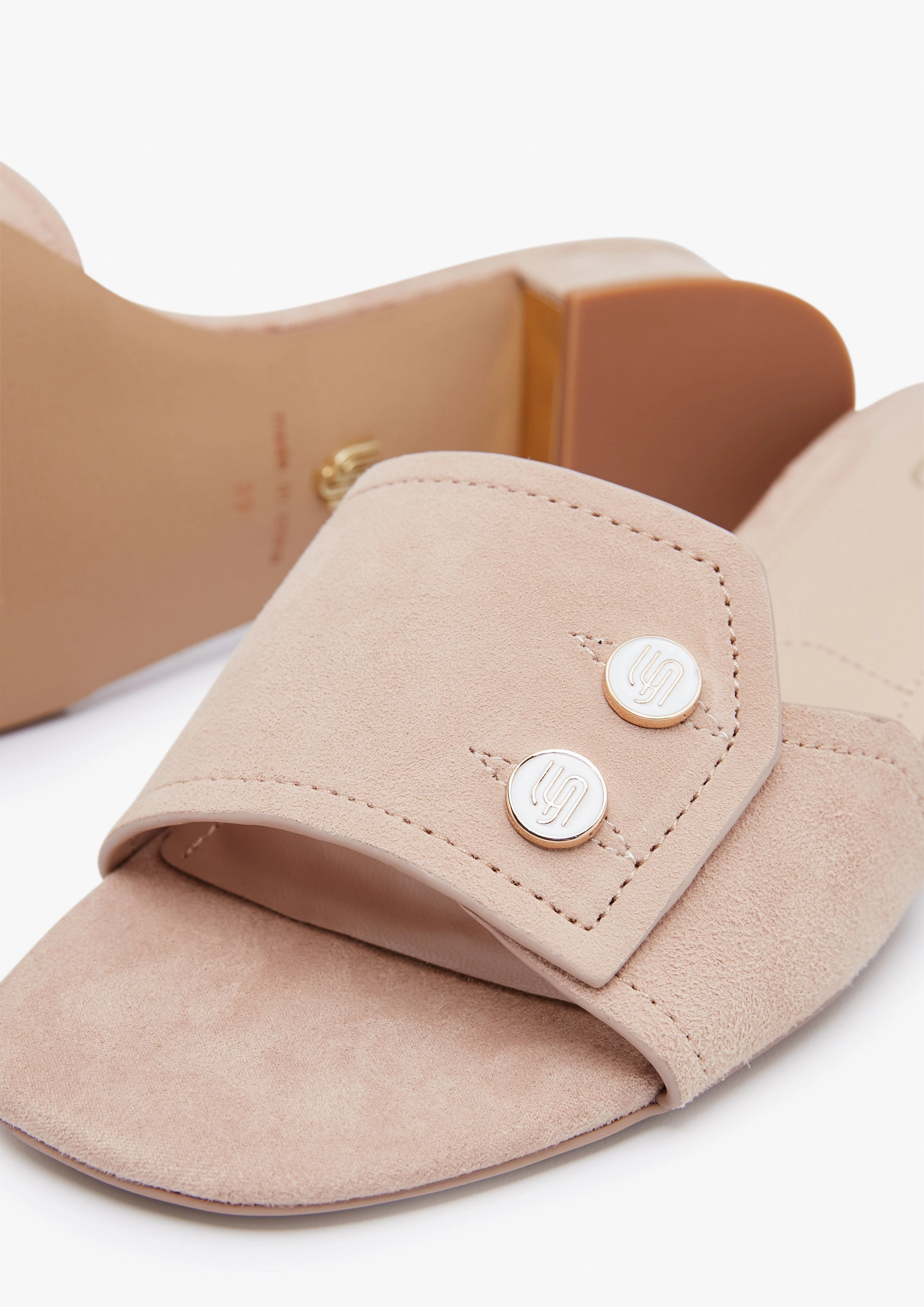 Dominatrix In High Heels Erica Infinite Heels Nude