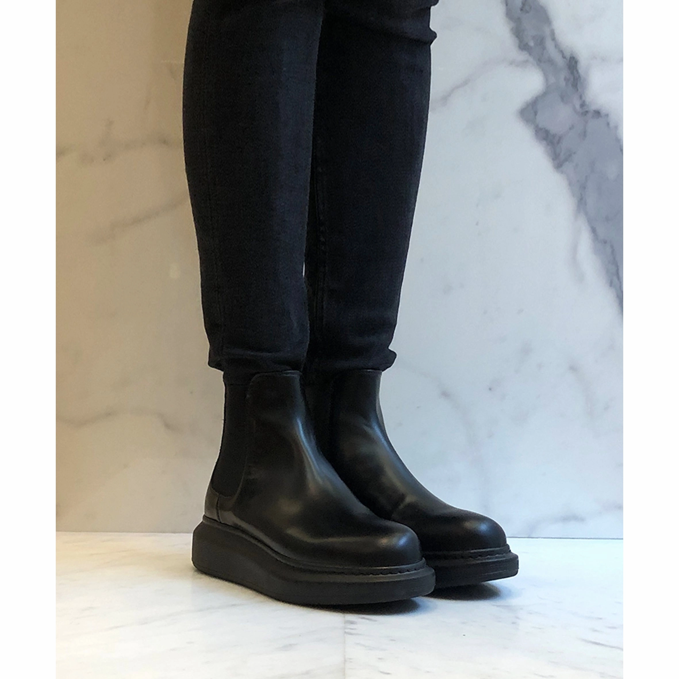 Es Chelsea Hybrid Boots, Black Chelsea Boots With Socks And Leggings