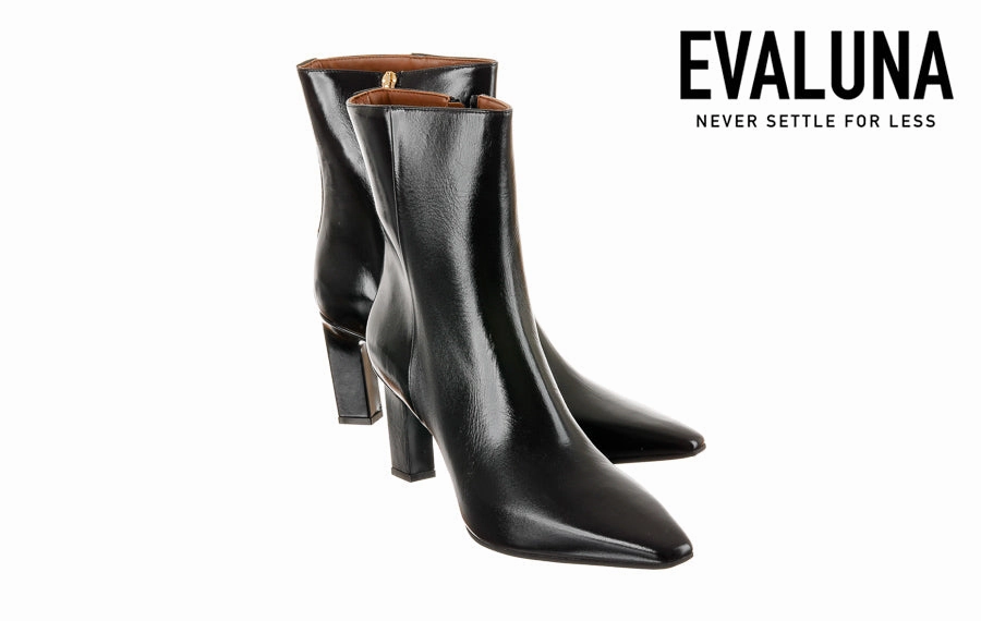 Eva Estrella Ambra Suede Ankle Boots