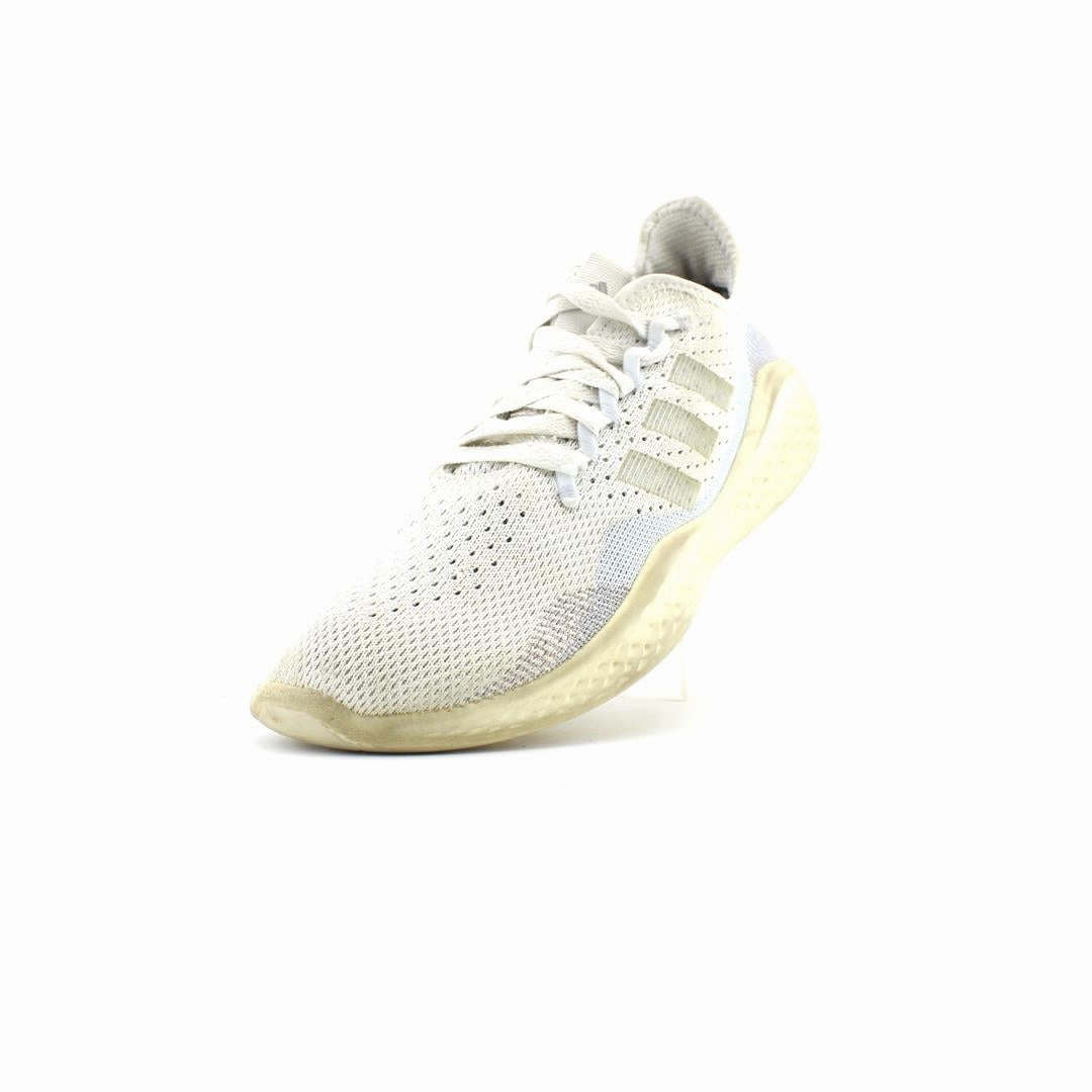 ADIDAS . Cloud Running Shoe