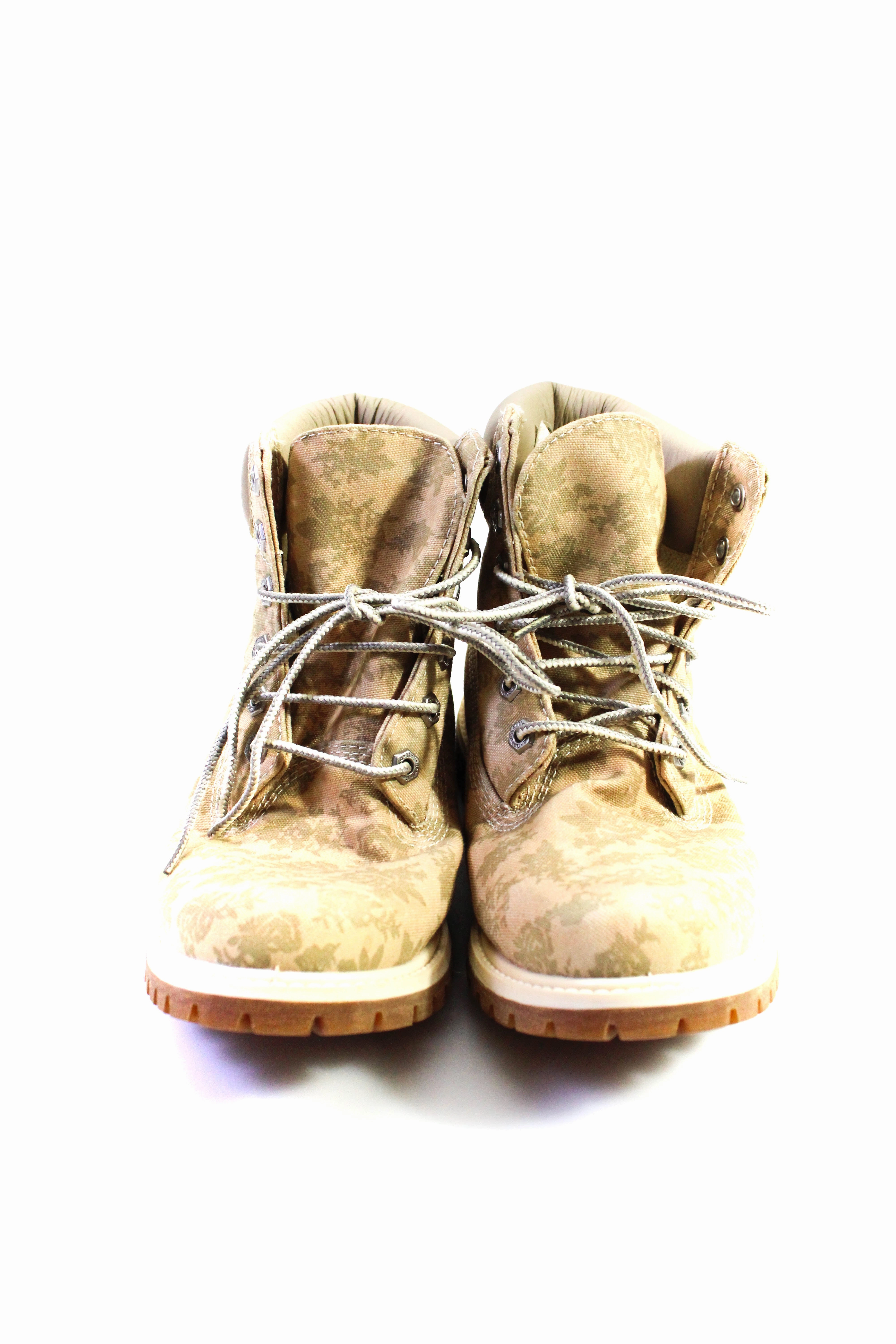 Timberland Womens Canvas Floral Print Cuban Heel Hiking Boots Beige Best All Season Hiking Boots