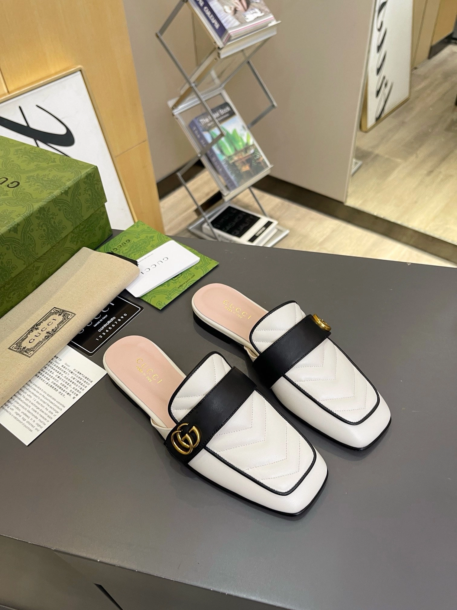 SE1678 Gucci Women's Princetown Slipper / Size5-11