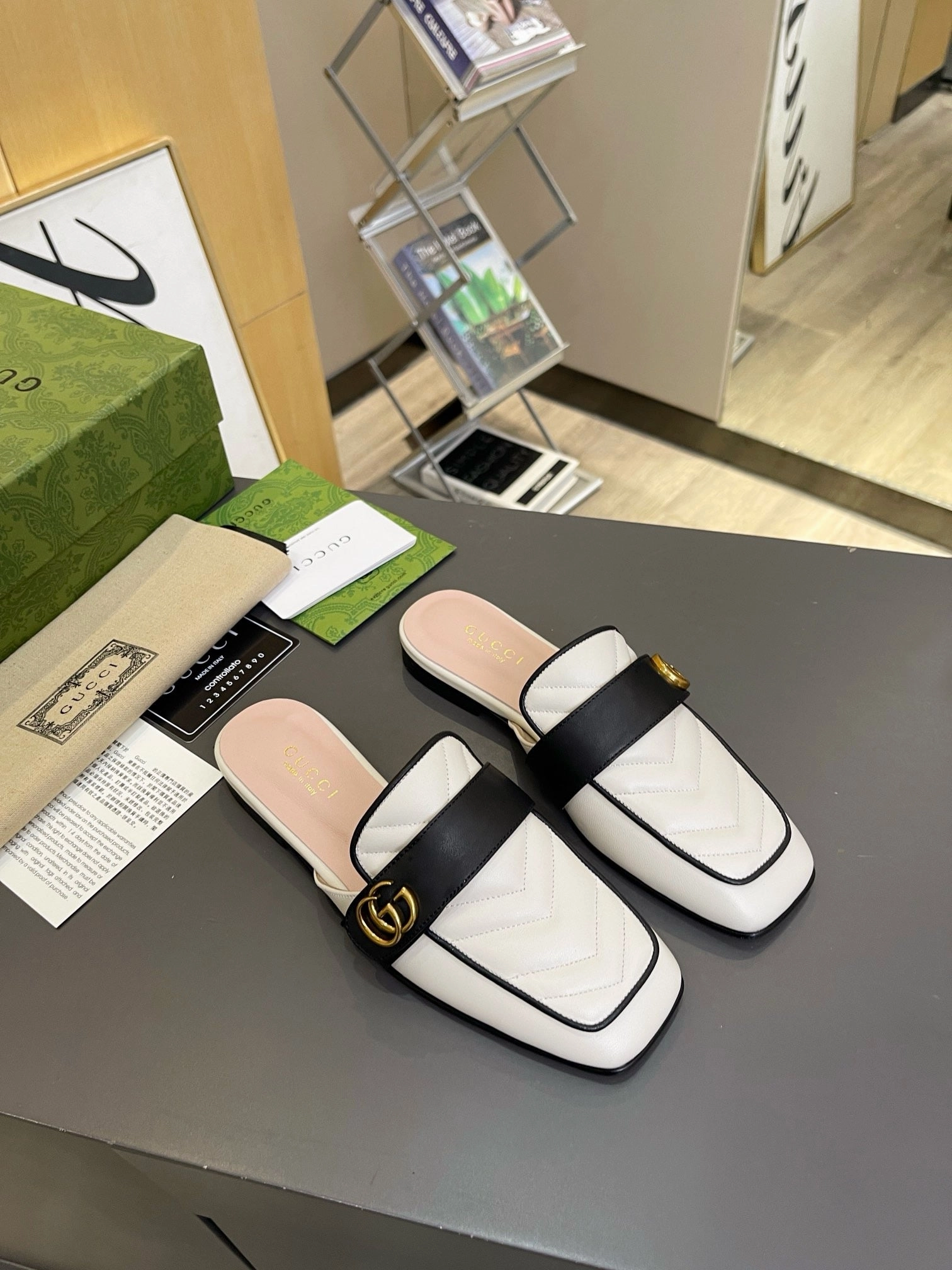 SE1678 Gucci Women's Princetown Slipper / Size5-11