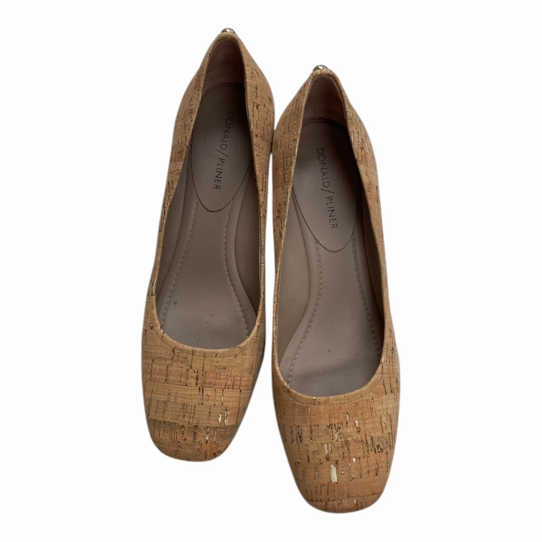 Shoes Heels Block By Donald Pliner In Tan, Size:9 Image Of A High Heel Shoe