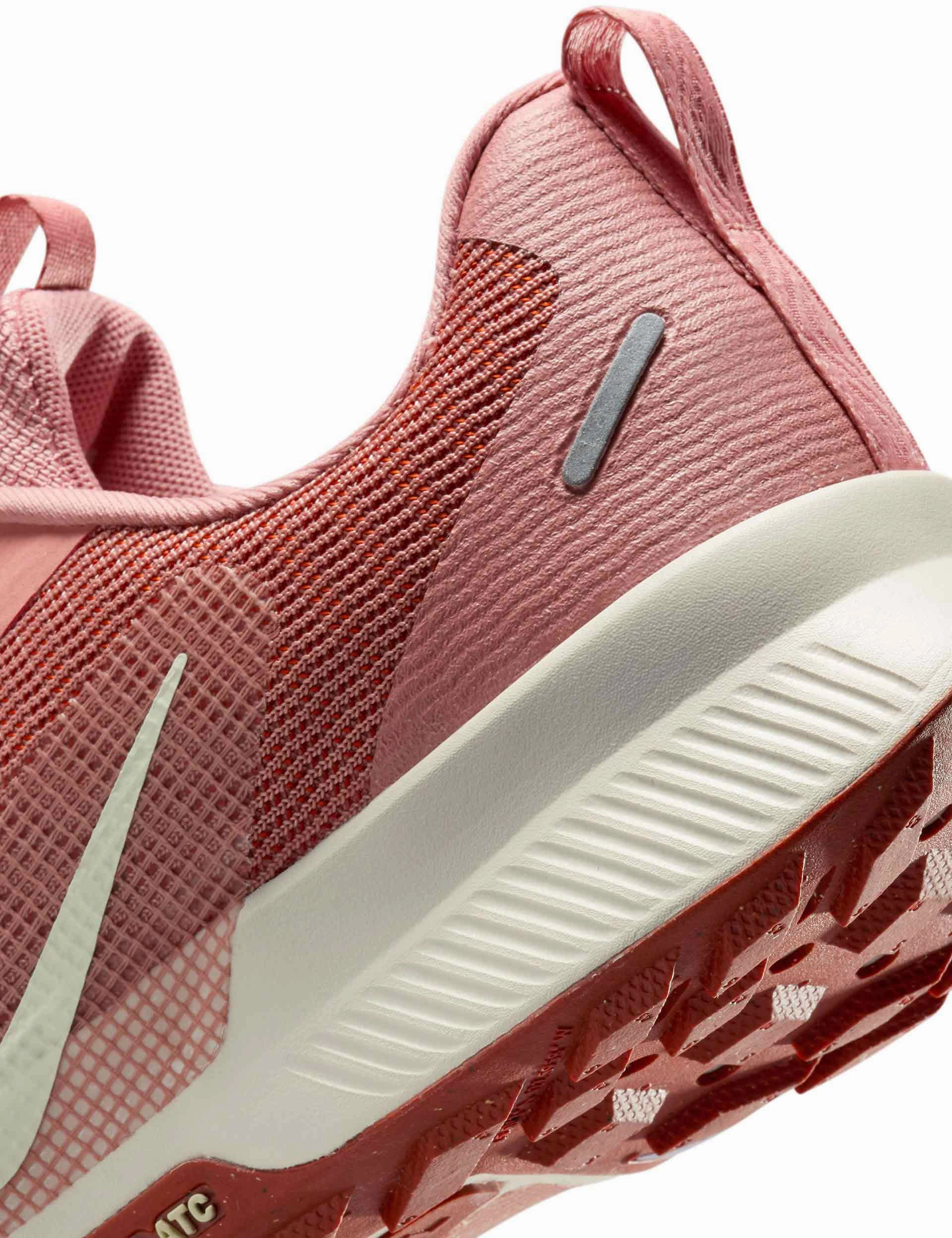 Vectiv Hypnum Trail Shoes Juniper Trail 3 Shoes - Red Stardust/Alabaster/Mars Stone