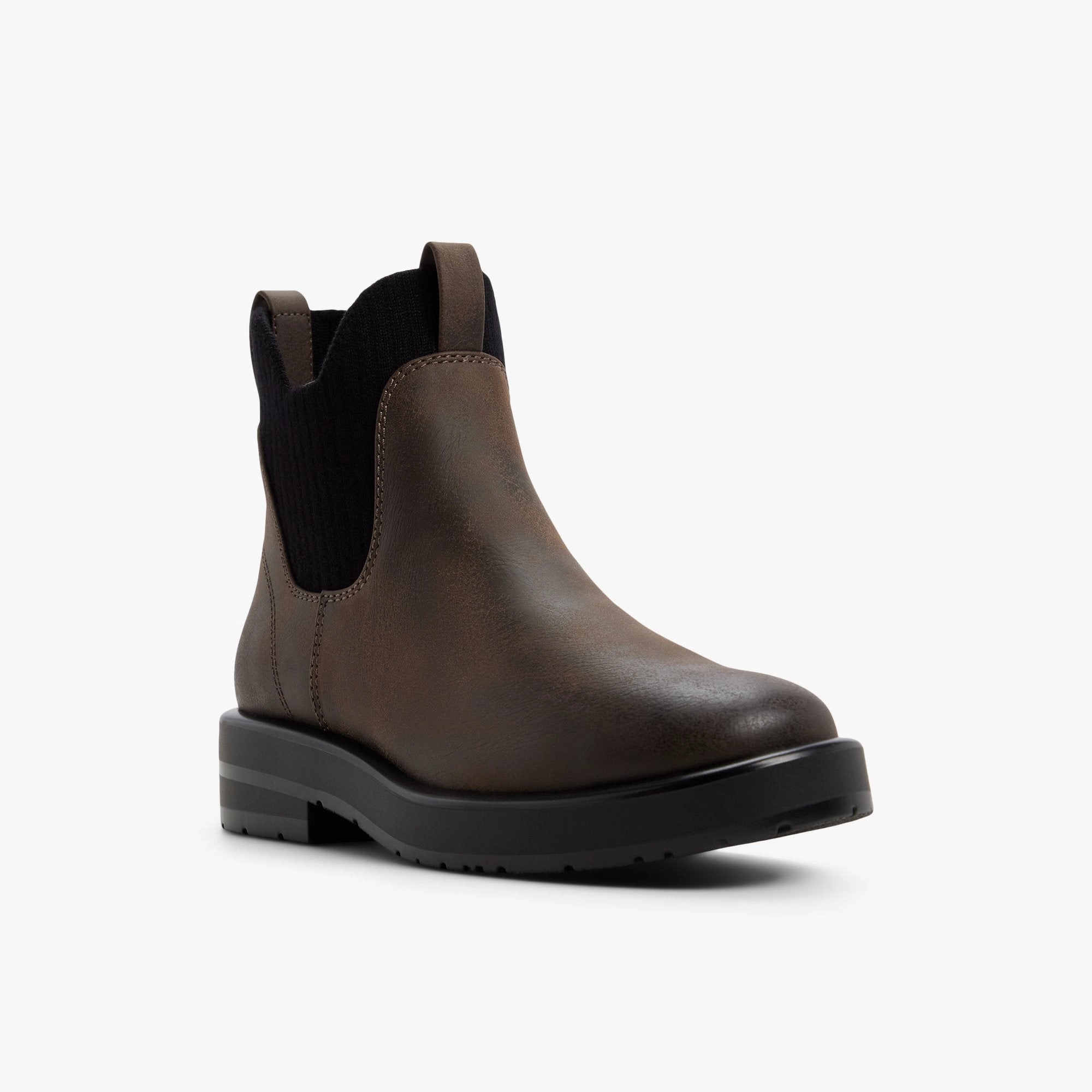 Willie Wide Feet Chelsea Boots
