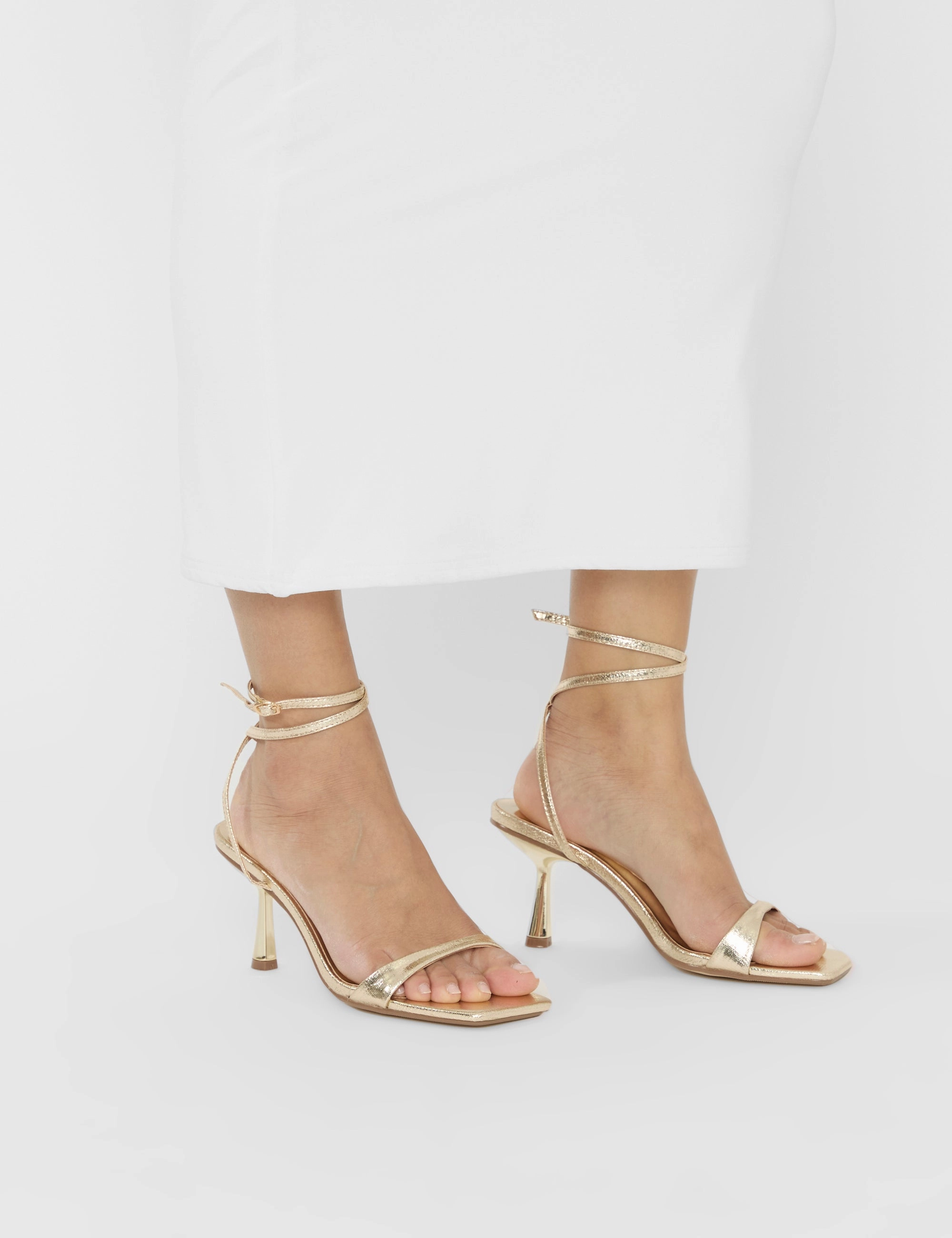 Mawu Cracked Gold Pu Strappy Barely There Mid Heels High Heel Shoes With Bows