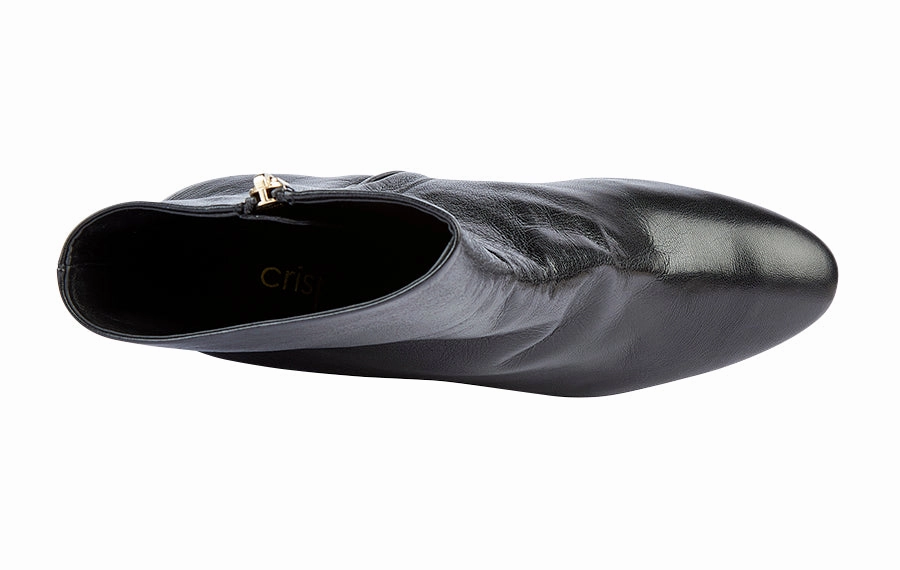 Mdf Legacy Black Ankle Boots Size 11