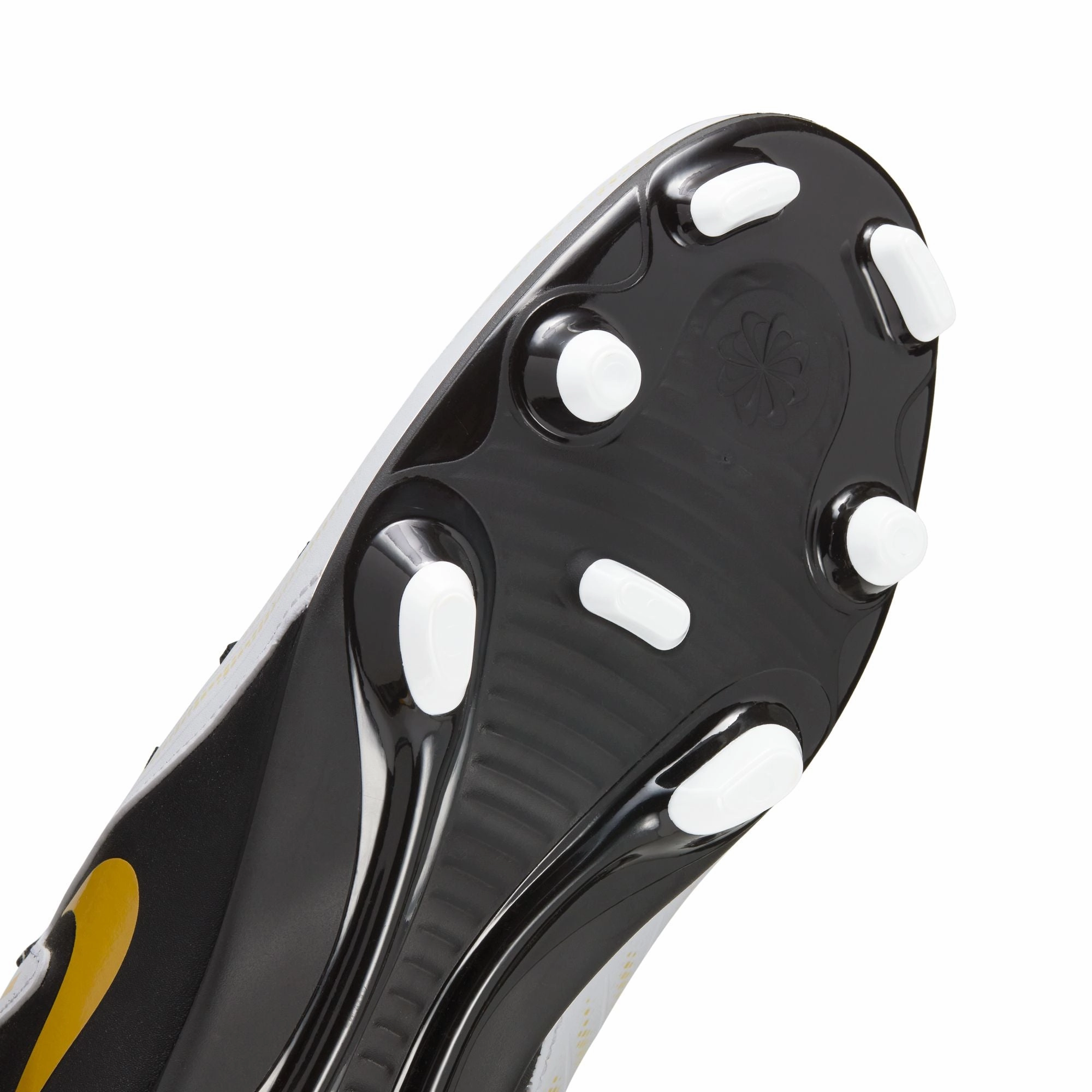 Soccer Cleat Retailers Men's Nike Phantom Luna 2 Club Soccer Cleats