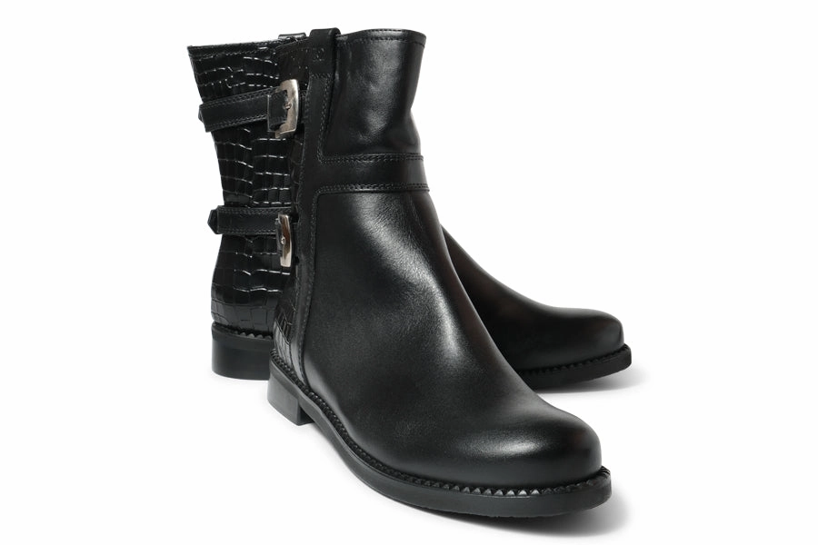 Ankle Boots With Sole DON TOLSTOY