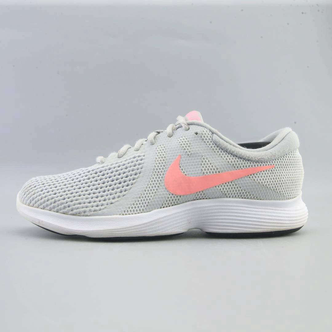 Nike Zoom Tre Shoes NIKE REVOLUTION 4