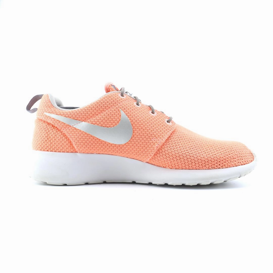 NIKE ROSHE ONE Nike Futbol Soccer Shoes