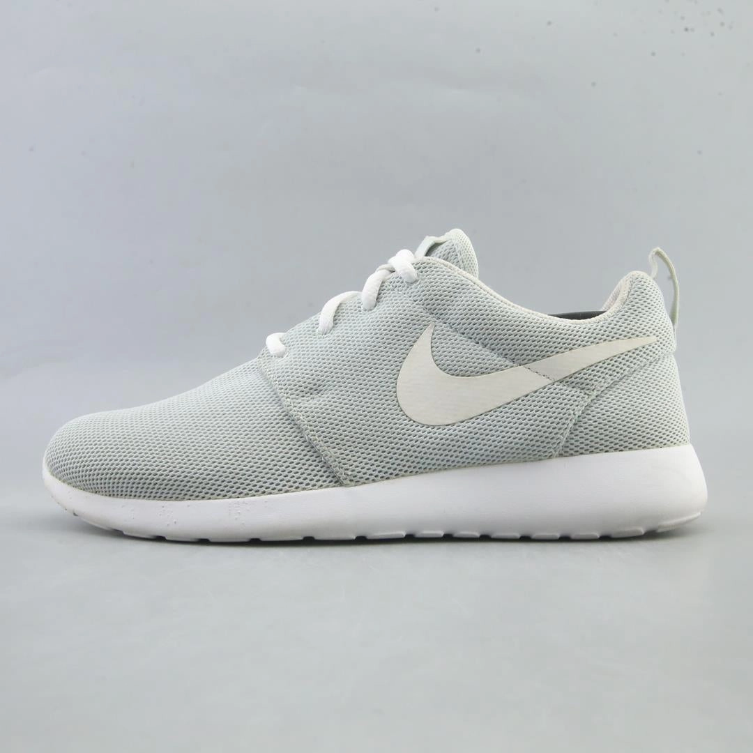 NIKE ROSHE ONE Nike Shoes Retro