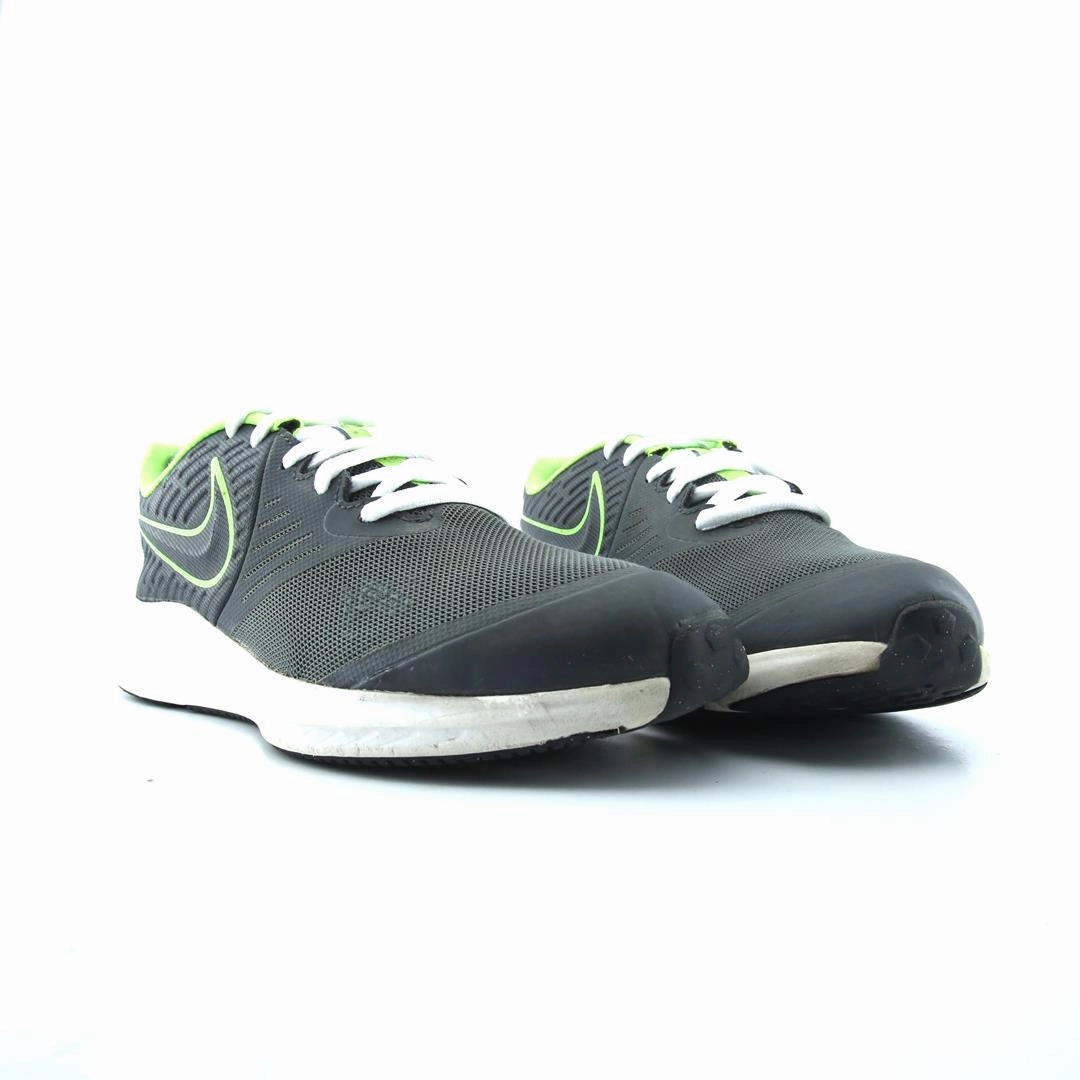 Exclusive Nike Shoes NIKE STAR RUNNER