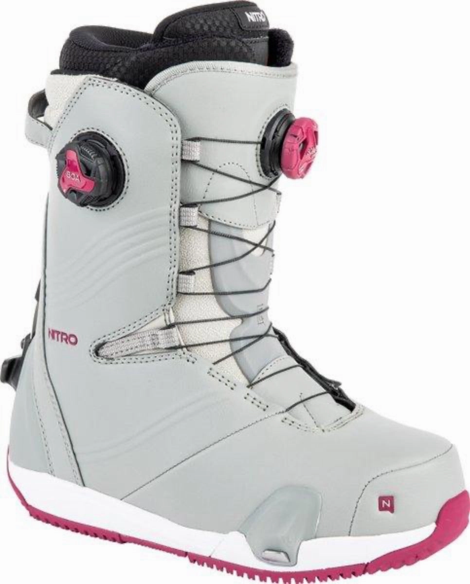 Nitro Women's Dynasty Step-On Boa Snowboard Boot 2024 Westward Chelsea Boots