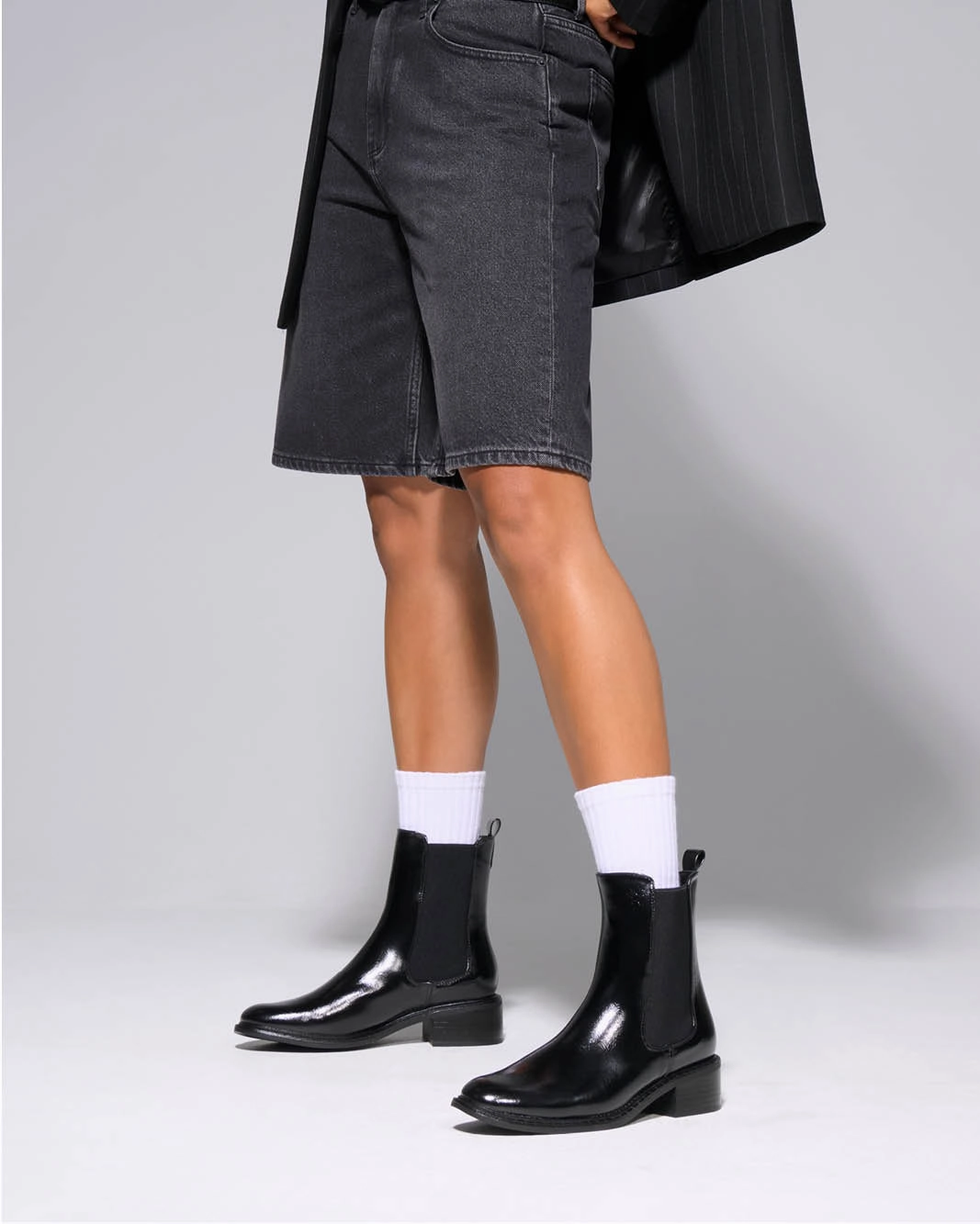 Stable Ankle Boot Black Crinkle Patent