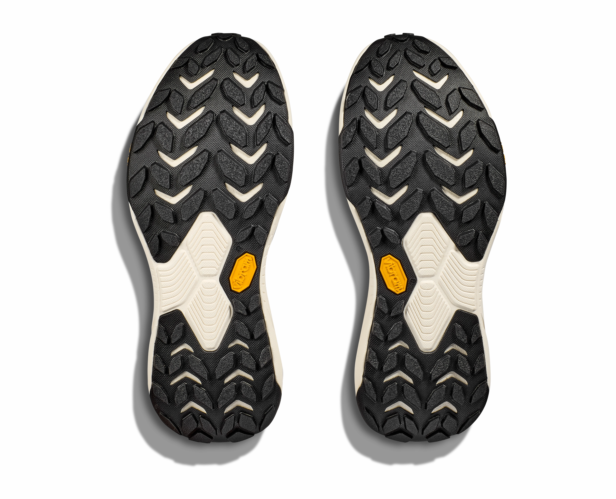 HOKA TRANSPORT BLACK/WHITE WOMEN'S MEDIUM