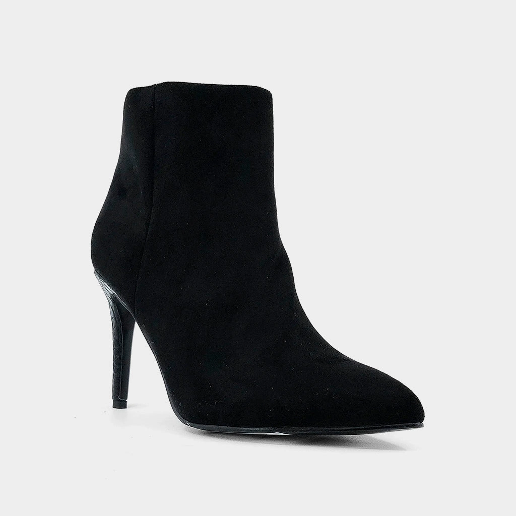 VITA Suede Chelsea Boots With Brogue Details